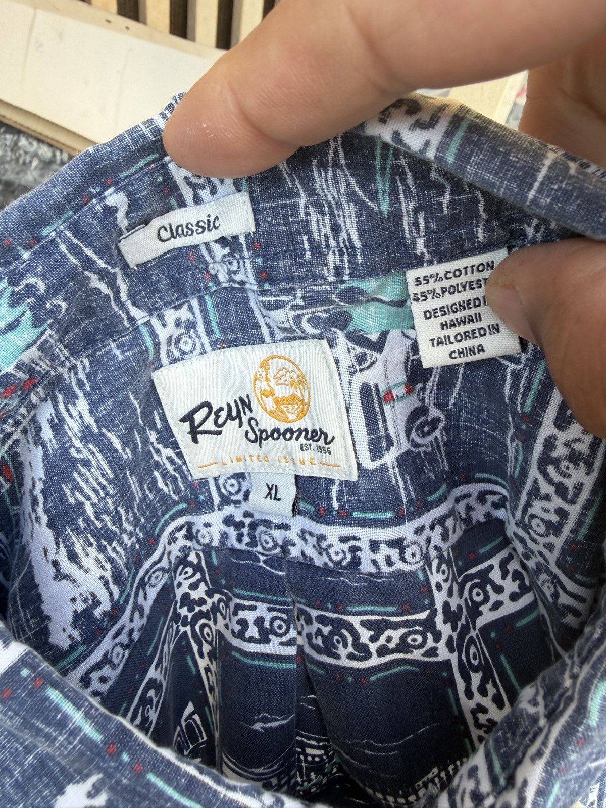 Reyn Spooner PreOwned Reyn Spooner Classic Hawaiian Print Men's XL Blue Size US XL / EU 56 / 4 - 4 Thumbnail
