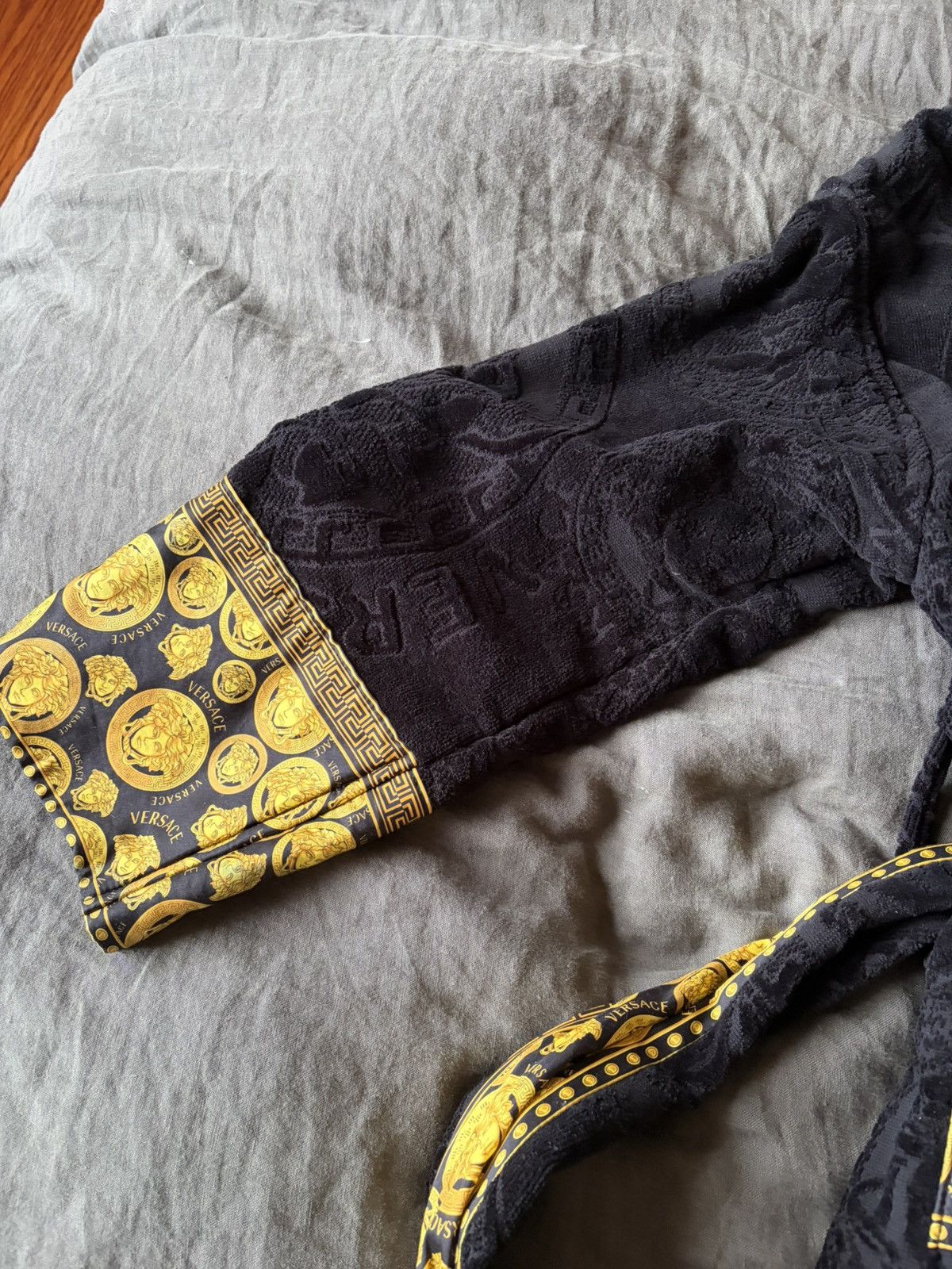 Versace Rare Versace Medusa Baroque Bathrobe Size ONE SIZE - 5 Thumbnail