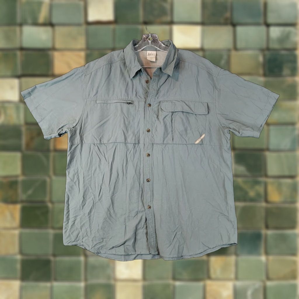 Vintage REI Outdoor Short Sleeve Button-Up Shirt XL Blue Mens with Pockets Size US 36 / EU 52 - 1 Thumbnail