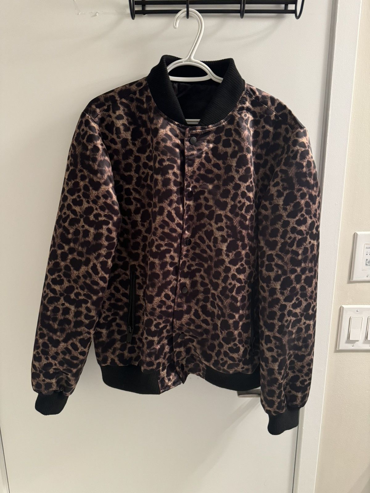 Other UK Leopard Bomber Size US L / EU 52-54 / 3 - 4 Thumbnail