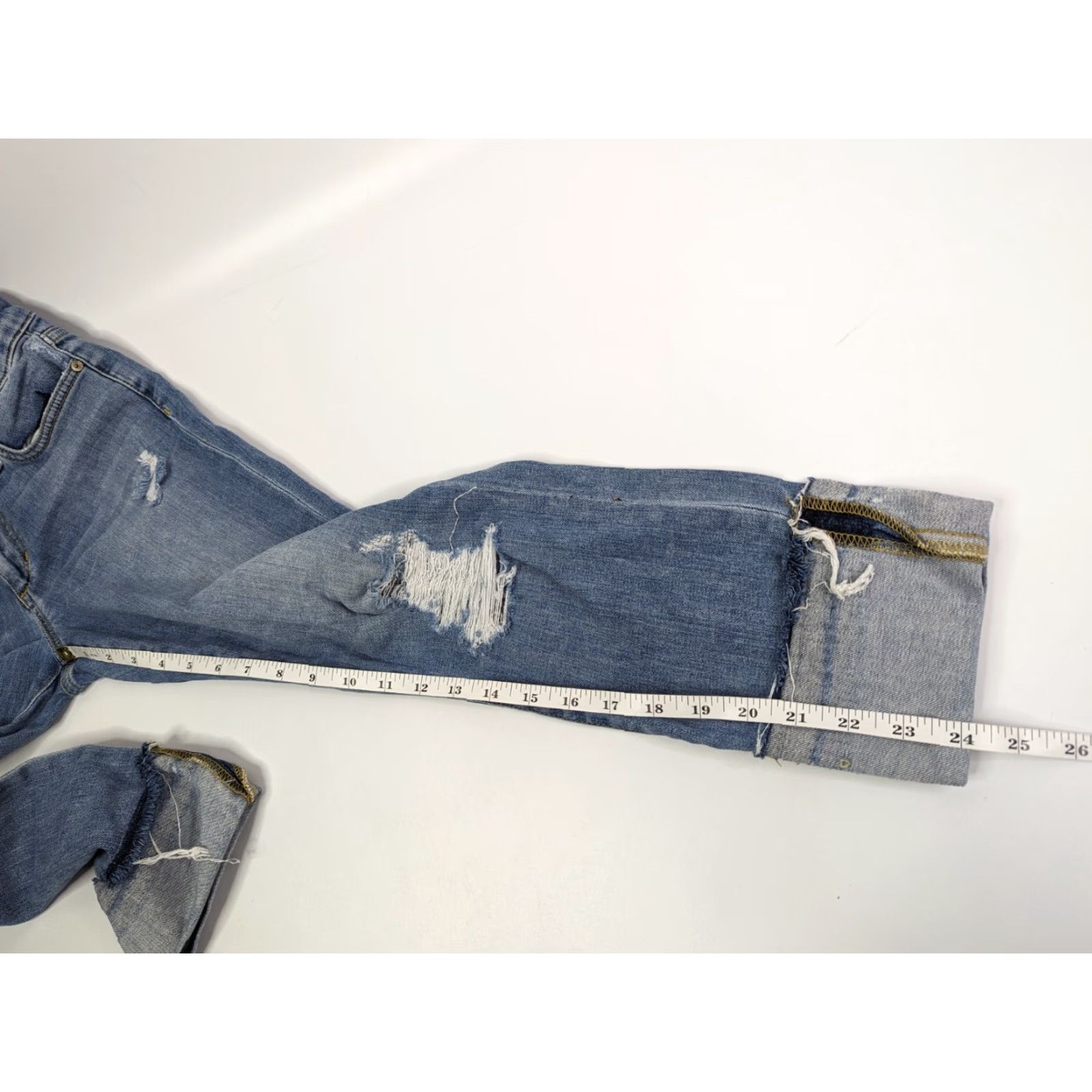 Vintage Joe's Jeans Womens Jeans Cropped Distressed Mid Rise Wakley 27 Blue Denim Stretch 5-Pocket Zipper Button Belt Loops Fashion Jeans Size 27" / US 4 / IT 40 - 6 Thumbnail
