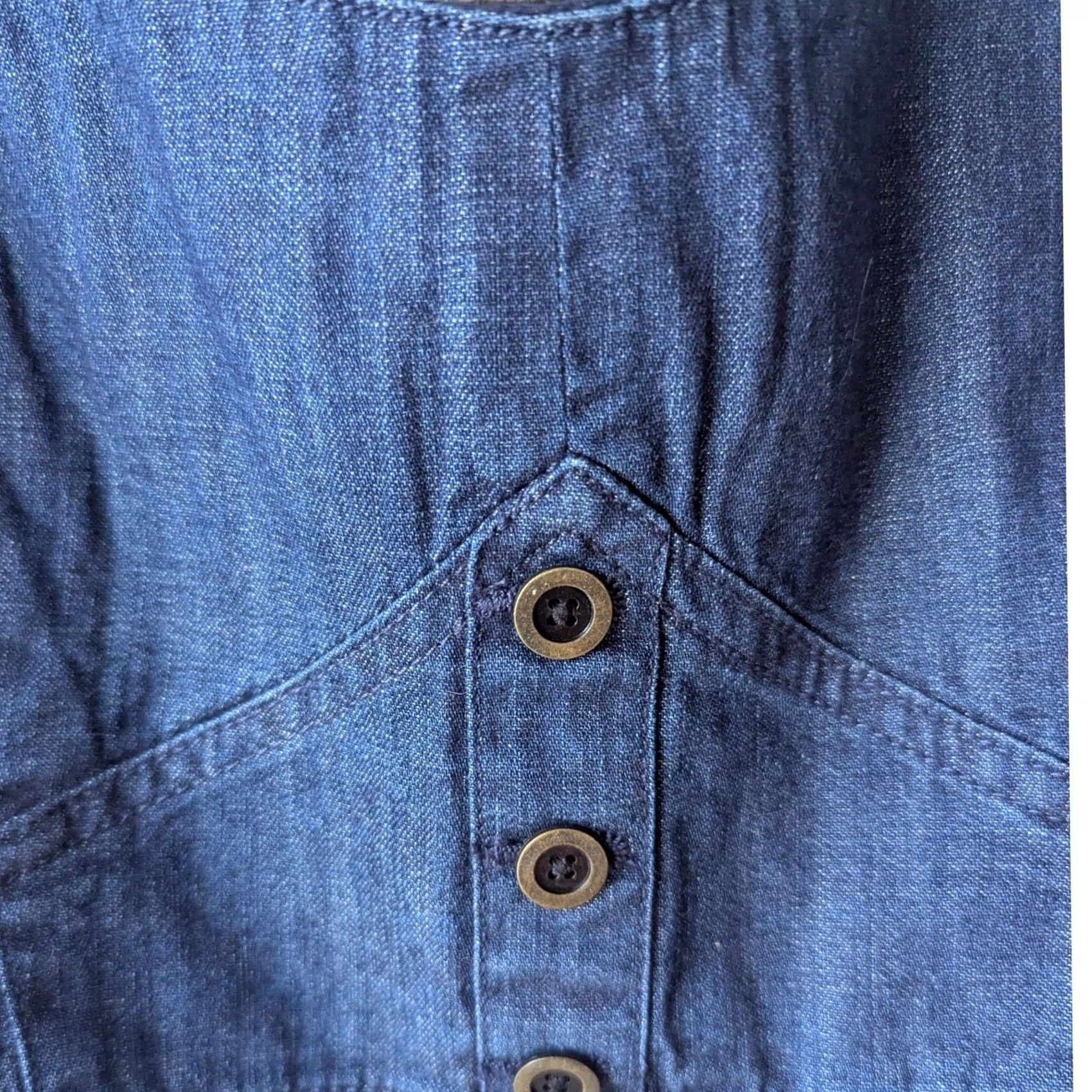 Banana Republic Banana Republic Denim Crop Top Indigo Blue Button Front Back Zip Womens Sz 10 Size L / US 10 / IT 46 - 3 Thumbnail