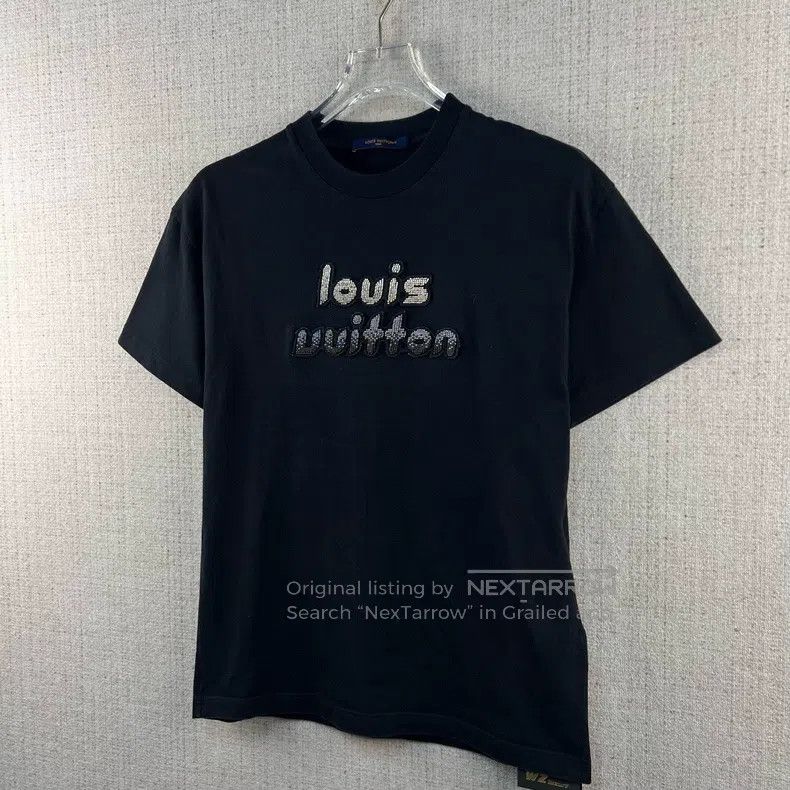 Louis Vuitton Louis Vuitton FW23 Beaded logo Embroidered Crew Neck Short Size US XS / EU 42 / 0 - 2 Thumbnail