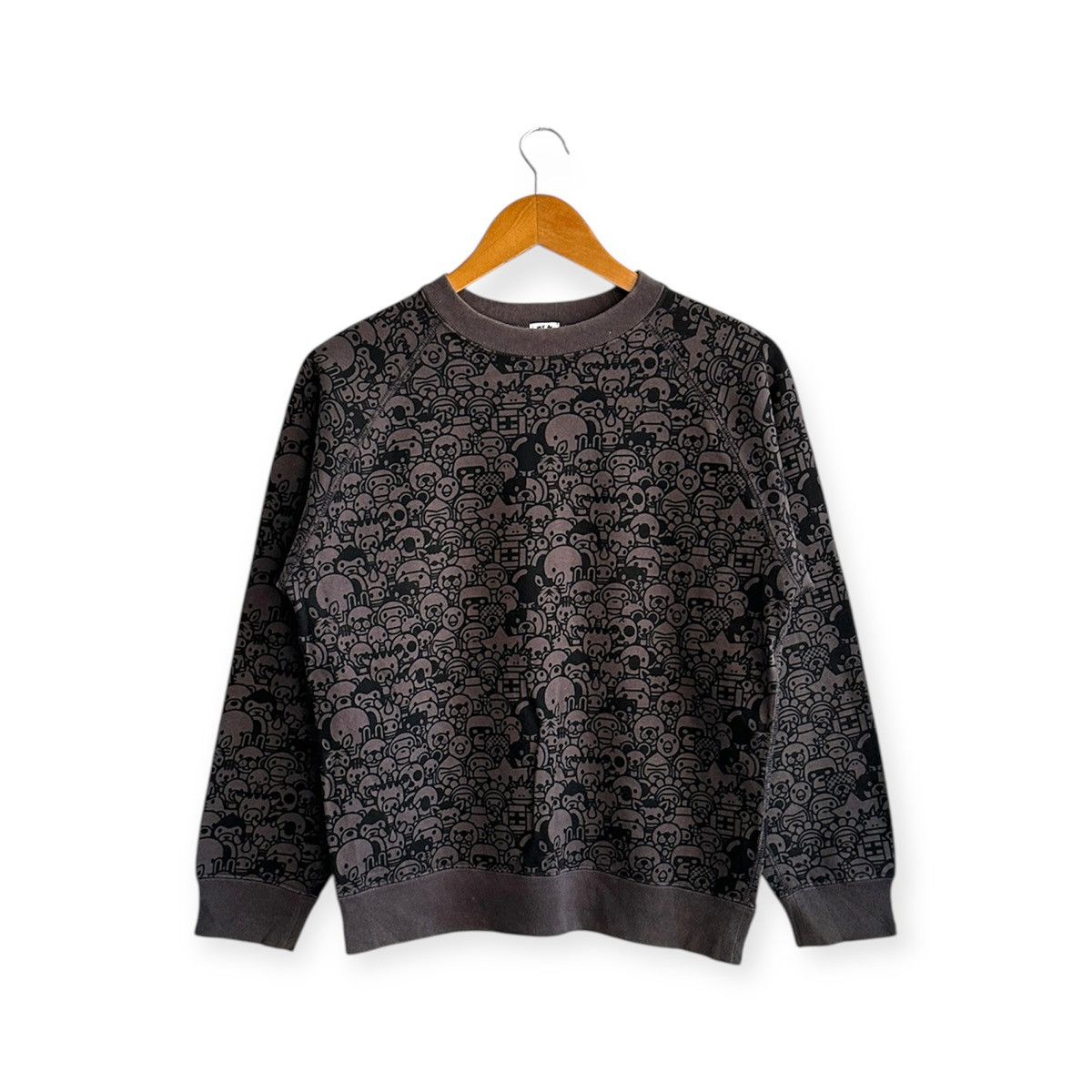 Bape vintage baby milo bathing ape bape sweatshirts Size US S / EU 44-46 / 1 - 1 Thumbnail