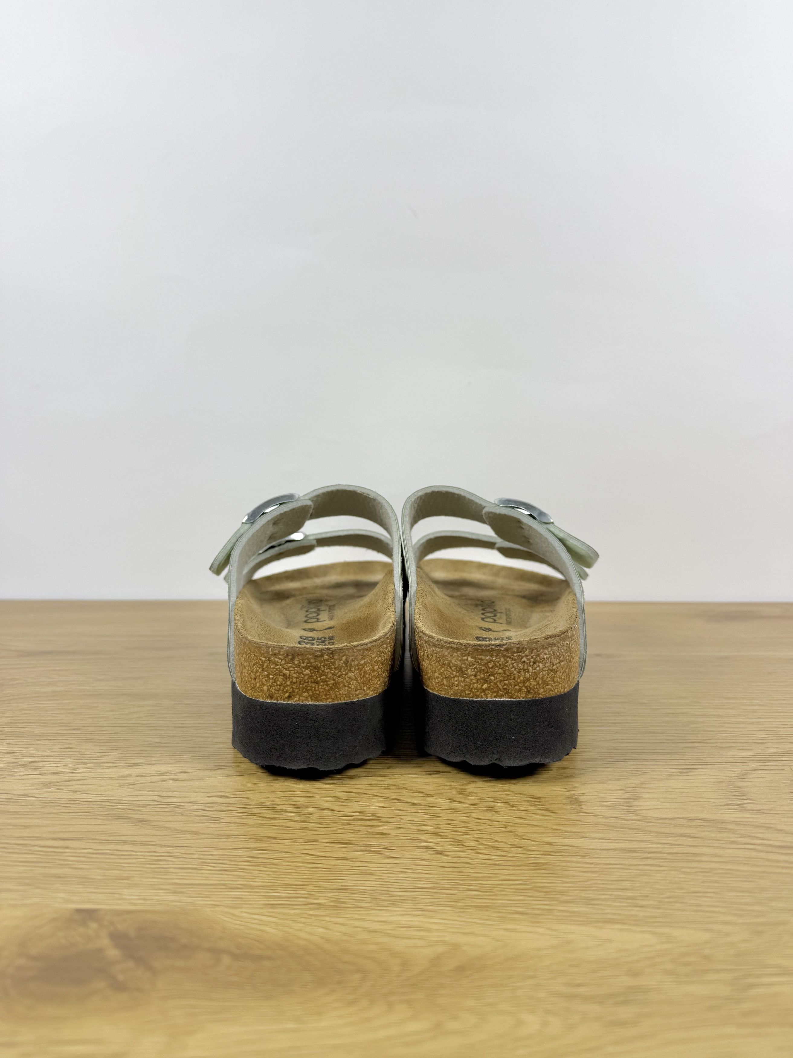 Birkenstock Birkenstock Arizona GatorGleam Green Metallic Sandals Size US 8 / IT 38 - 5 Thumbnail