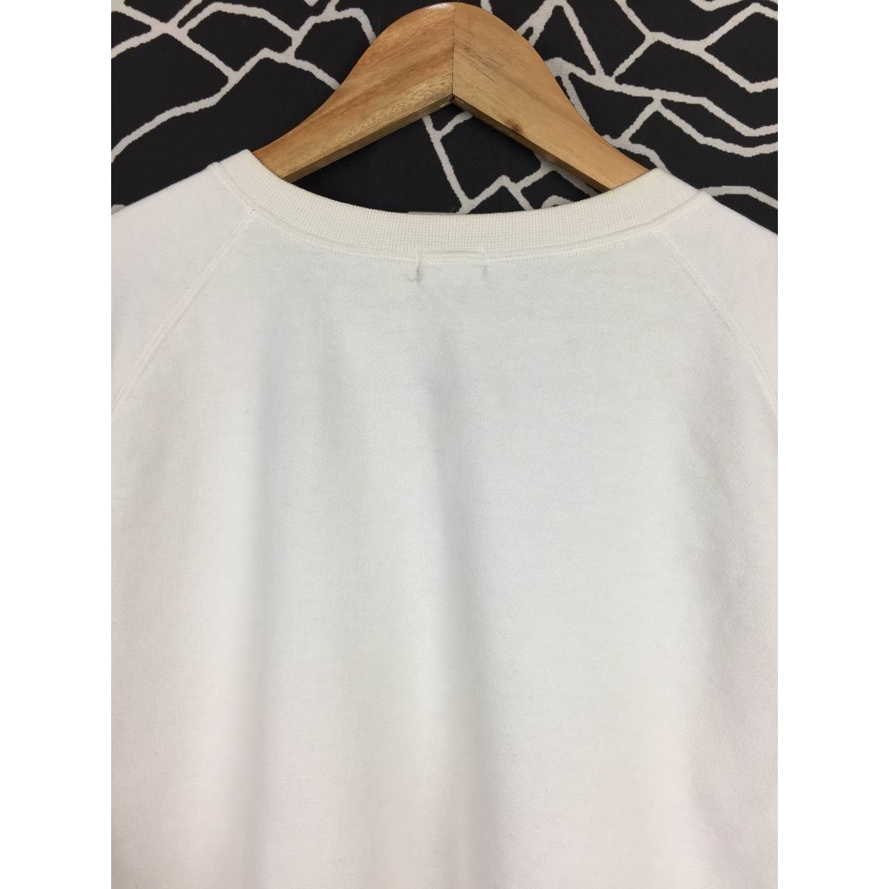 Vintage Vtg Distressed Peace On The Earth Boxy Fit Sweatshirt Size US M / EU 48-50 / 2 - 13 Thumbnail
