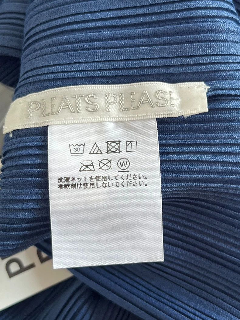 Issey Miyake Issey Miyake size:3 Blue pleated cardigan Size S / US 4 / IT 40 - 3 Thumbnail