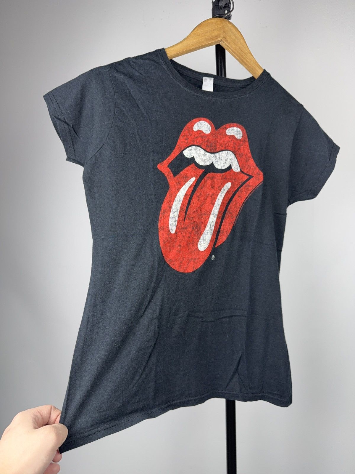 The Rolling Stones 2009 The Rolling Stones Tongue Logo Distressed Y2K T-Shirt Size M / US 6-8 / IT 42-44 - 2 Thumbnail