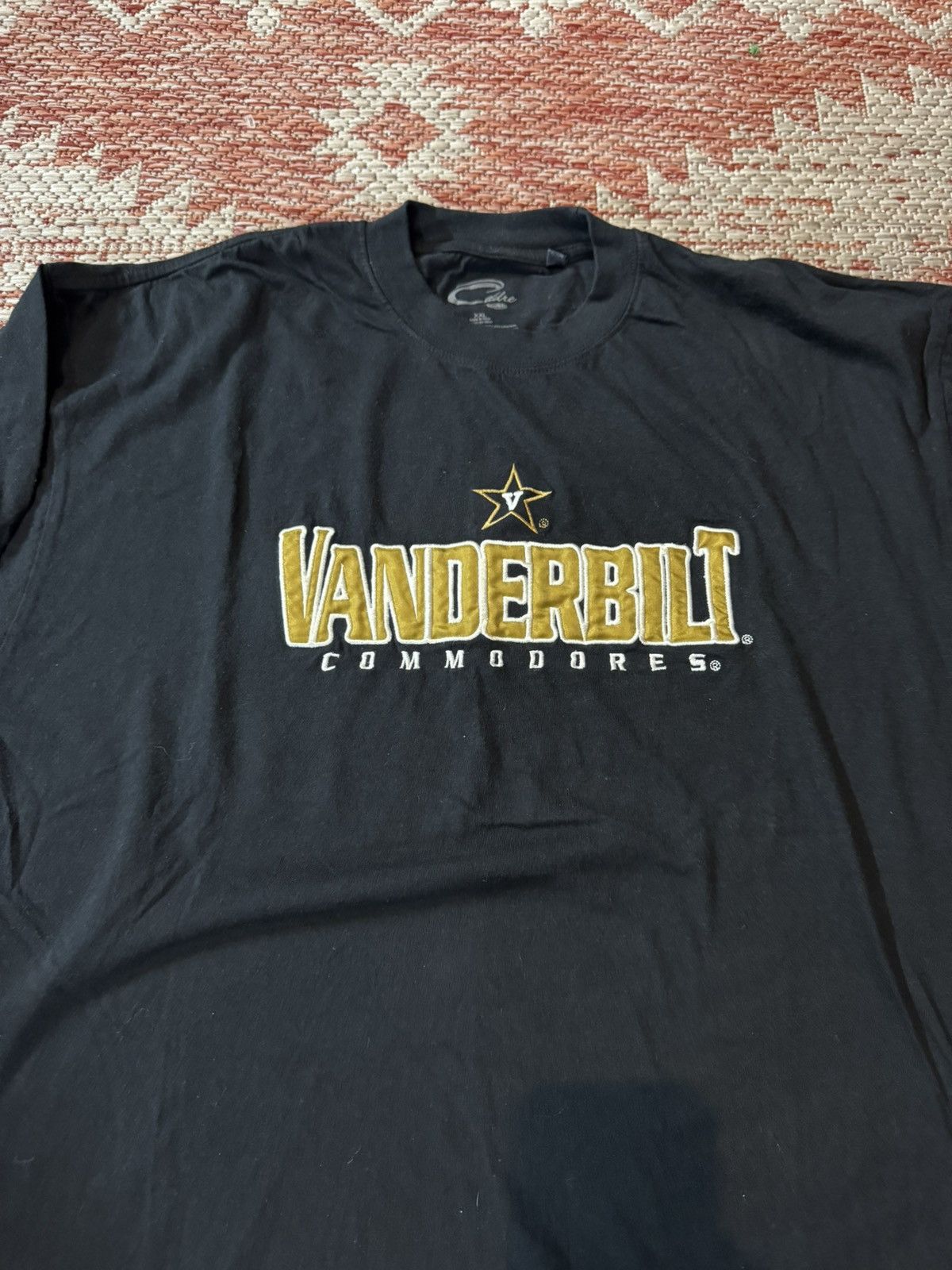 NCAA Vintage Vanderbilt Stitched Tee Black Retro Sz XXL Size US XXL / EU 58 / 5 - 2 Thumbnail