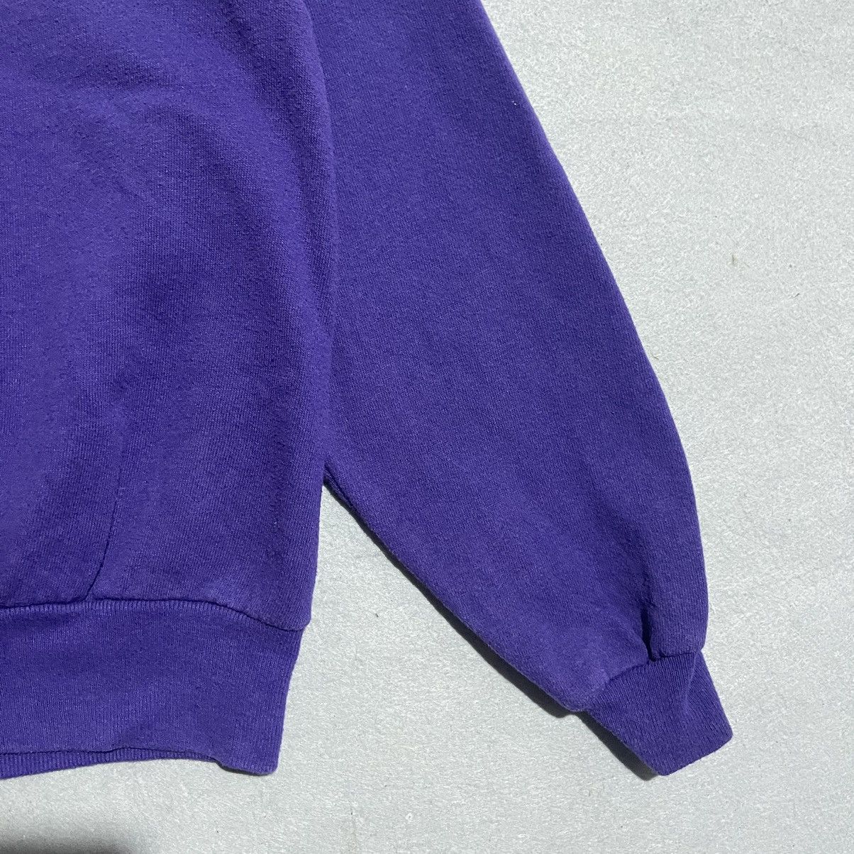 Jerzees Vintage 90s Jerzees Sweatshirt She Must Be Obeyed Size M / US 6-8 / IT 42-44 - 4 Thumbnail