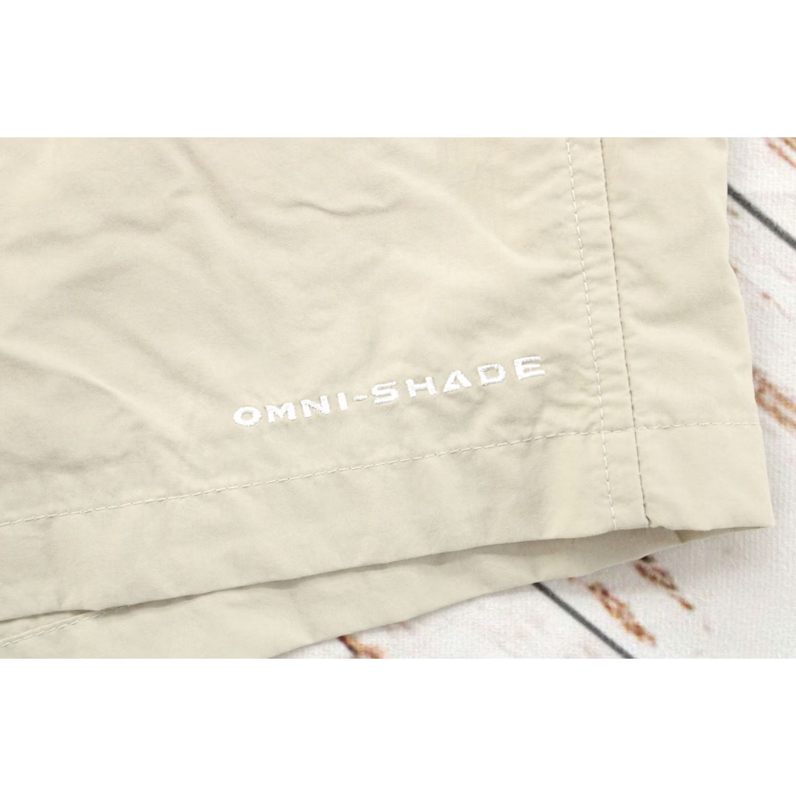 Vintage Columbia Omni-Shield PFG Shorts Mens Large Beige Cargo Chino Beach Outdoor Fishing Nautical PFG Size US 33 - 2 Thumbnail