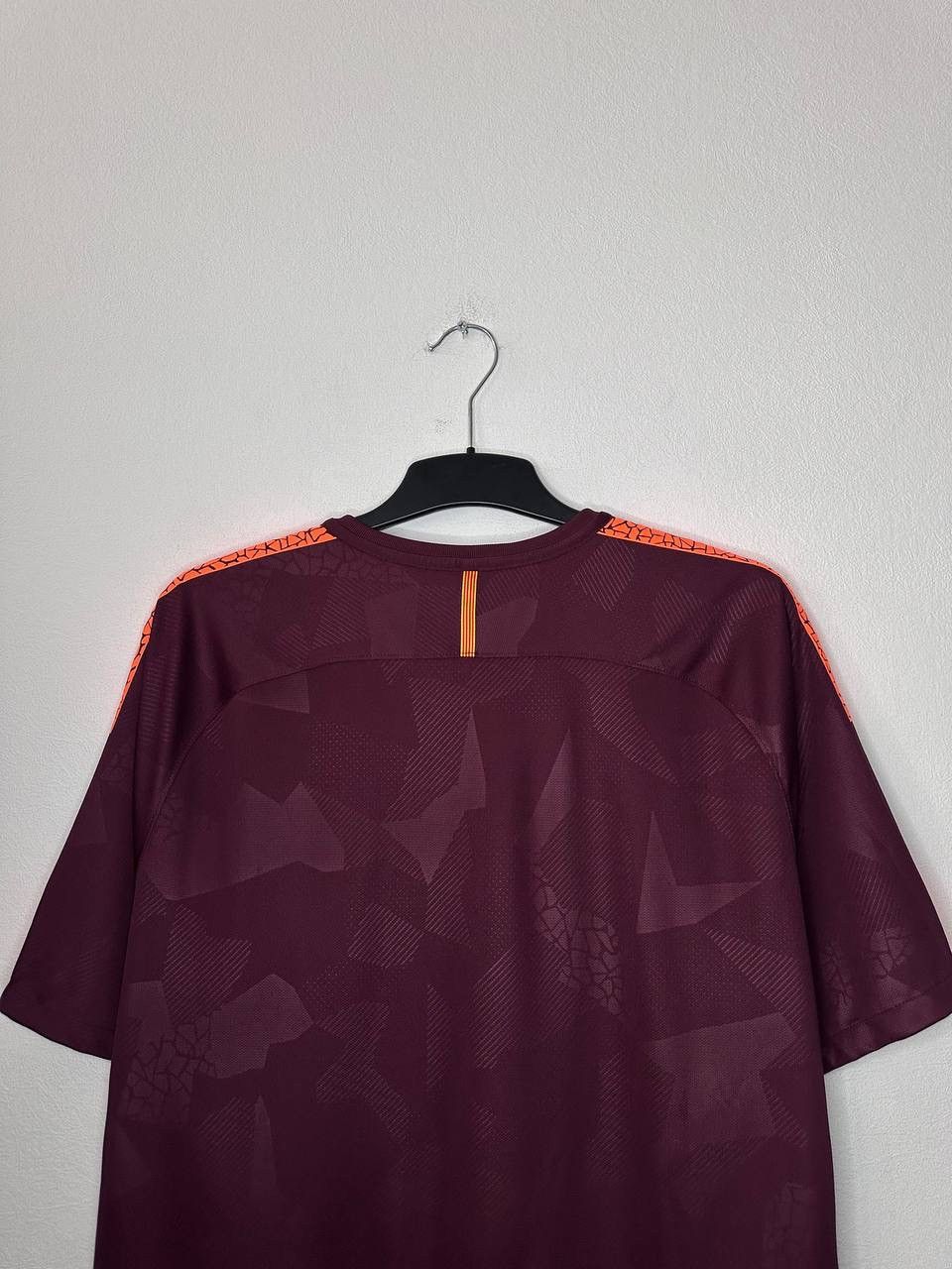 Nike Nike FC Barcelona 2017 Third Soccer Jersey Burgundy XXL Size US XXL / EU 58 / 5 - 10 Thumbnail
