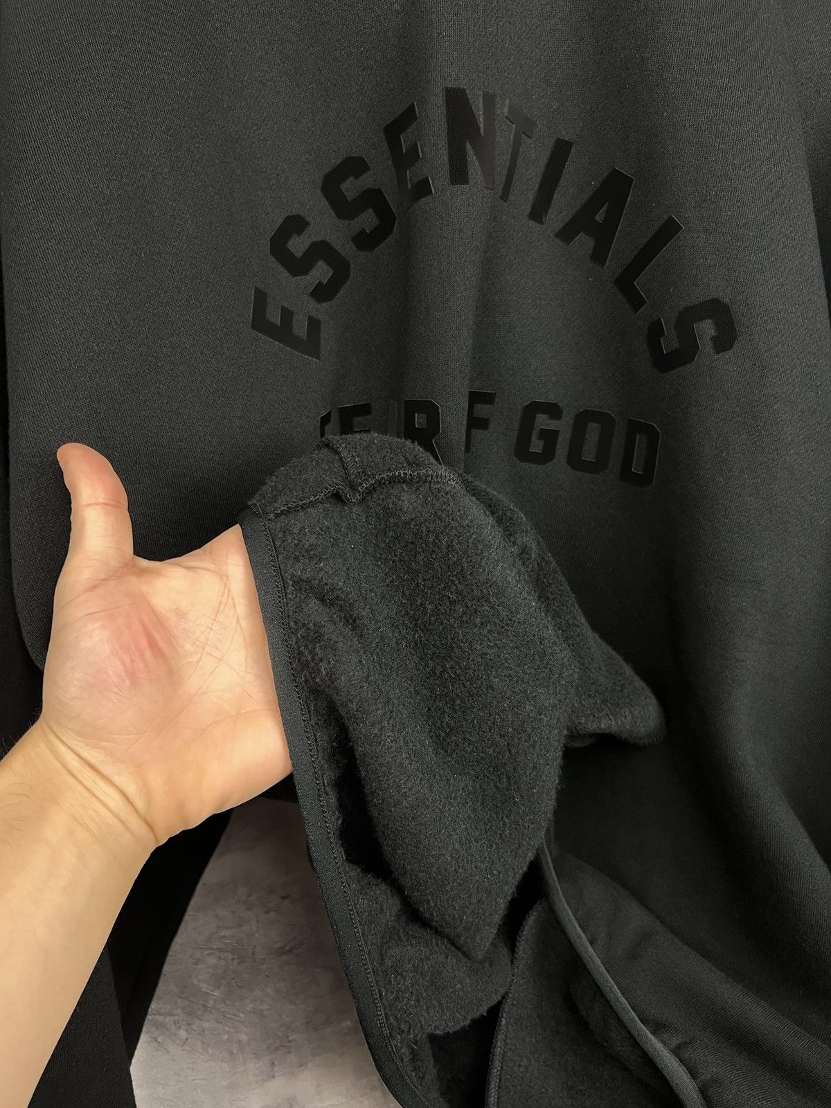 Fear of God fear of god essentials nylon fleece black hoodie size L Size US L / EU 52-54 / 3 - 8 Thumbnail