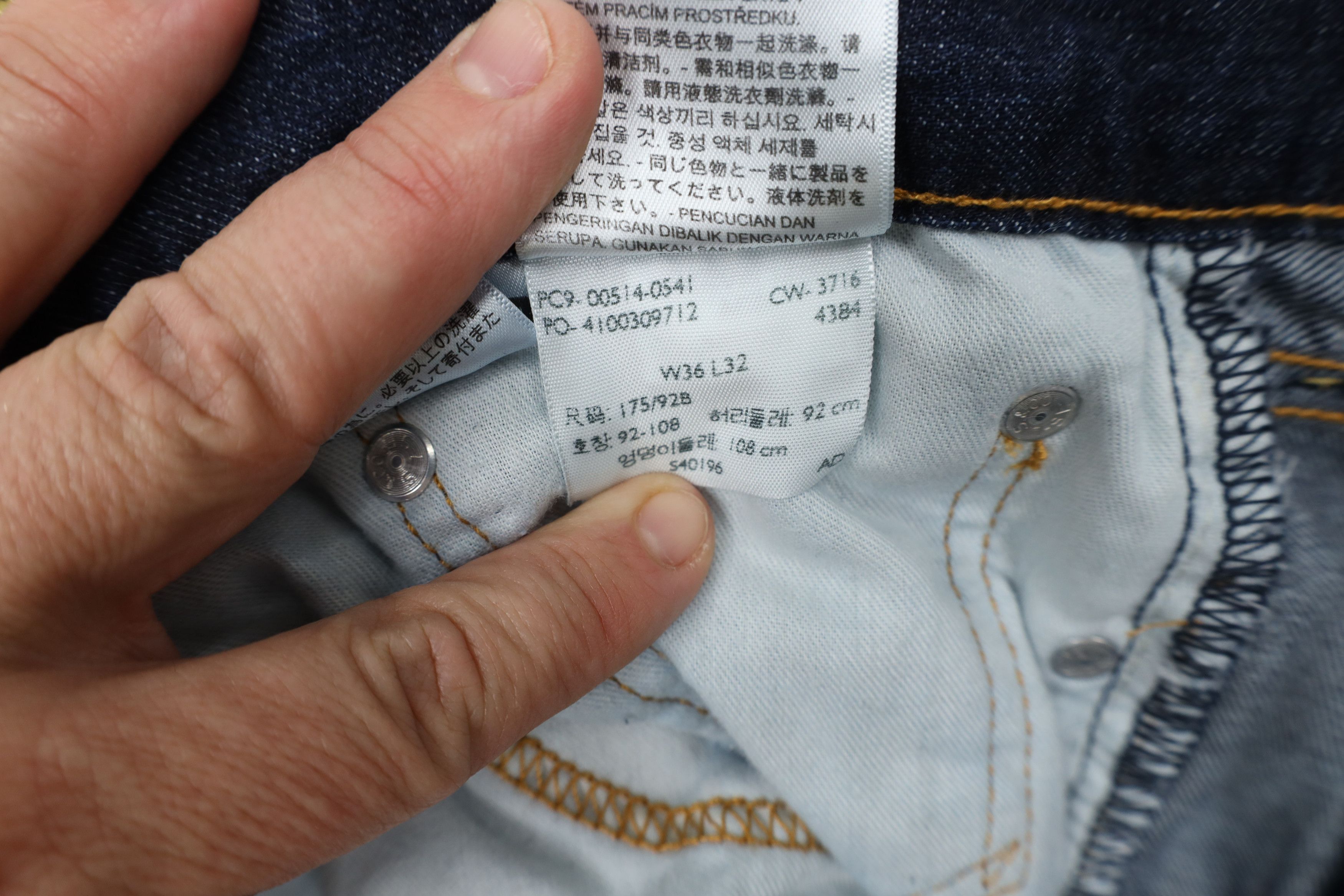 Levi's Vintage Y2K Levis 514 Straight Leg Denim Jeans Blue Cotton Size US 36 / EU 52 - 7 Thumbnail