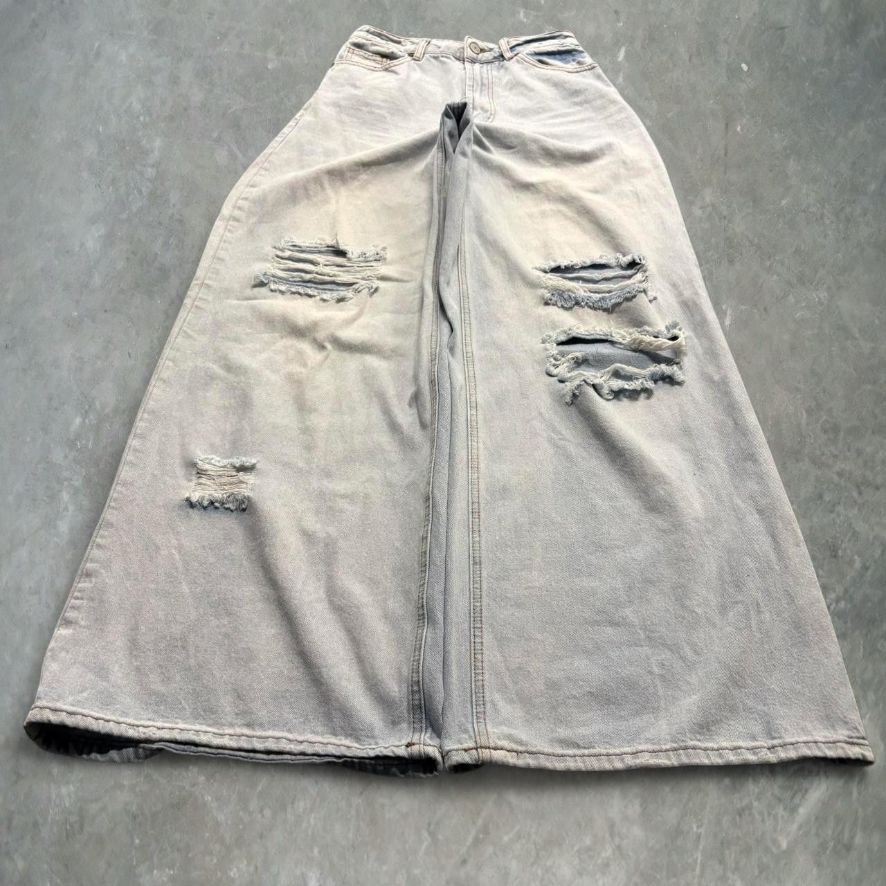 Vintage Crazy Vintage Y2K/2000s Super Baggy Wideleg Ripped Light Wash Skater Streetwear Denim Jeans! Size US 26 / EU 42 - 1 Thumbnail