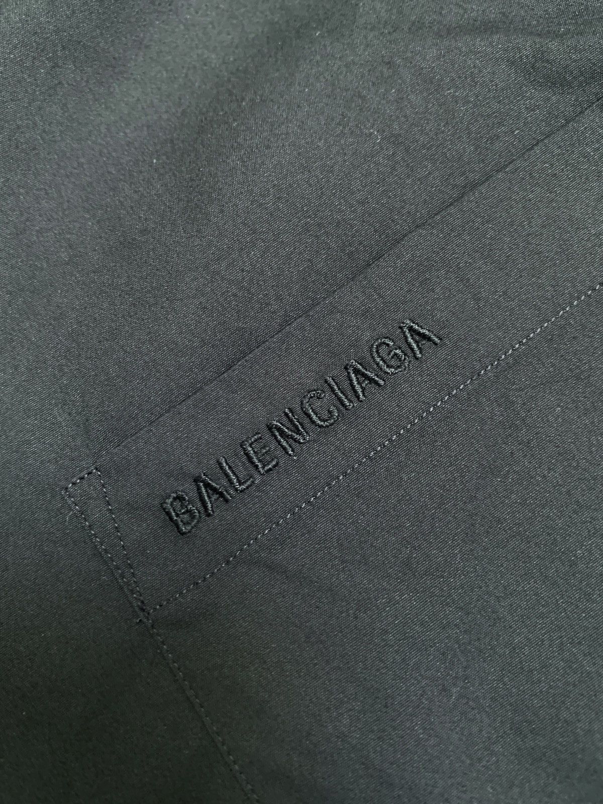Balenciaga Coton Polyamide Black Logo Embroidery Shirt Size US M / EU 48-50 / 2 - 5 Thumbnail