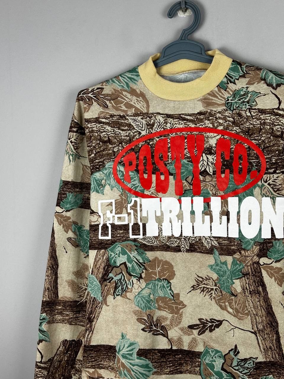 Band Tees Posty Co F1 Trillion Camo Long Sleeve Post Malone T Shirt Size US S / EU 44-46 / 1 - 3 Thumbnail