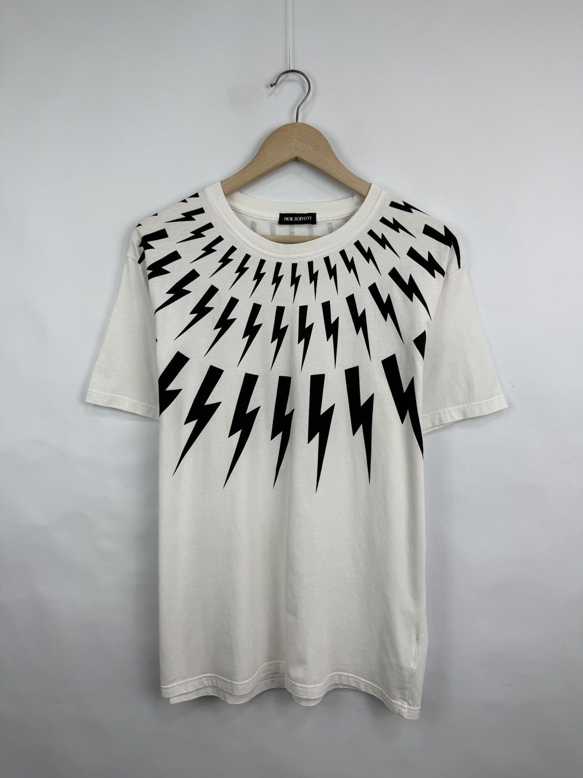 Neil Barrett Neil Barrett Full-print T-Shirt Rare Retro Hype Y2K Size US L / EU 52-54 / 3 - 5 Thumbnail