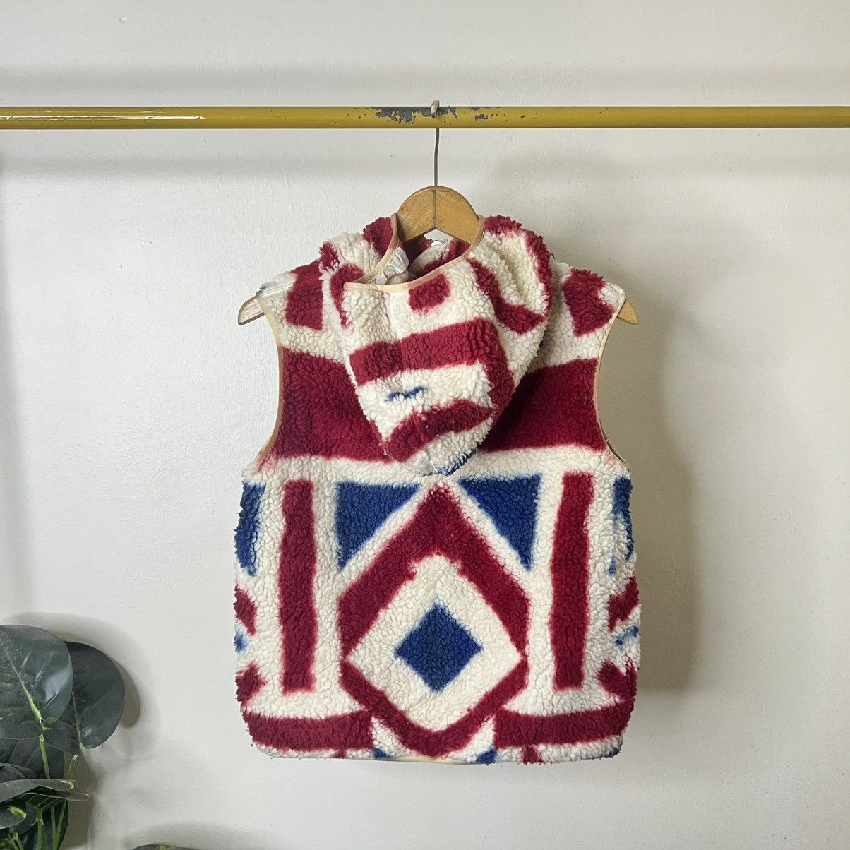 If Six Was Nine RNA Bold Graphic Union Jack Flag hooded Sherpa Fleece Vest Size US M / EU 48-50 / 2 - 6 Thumbnail