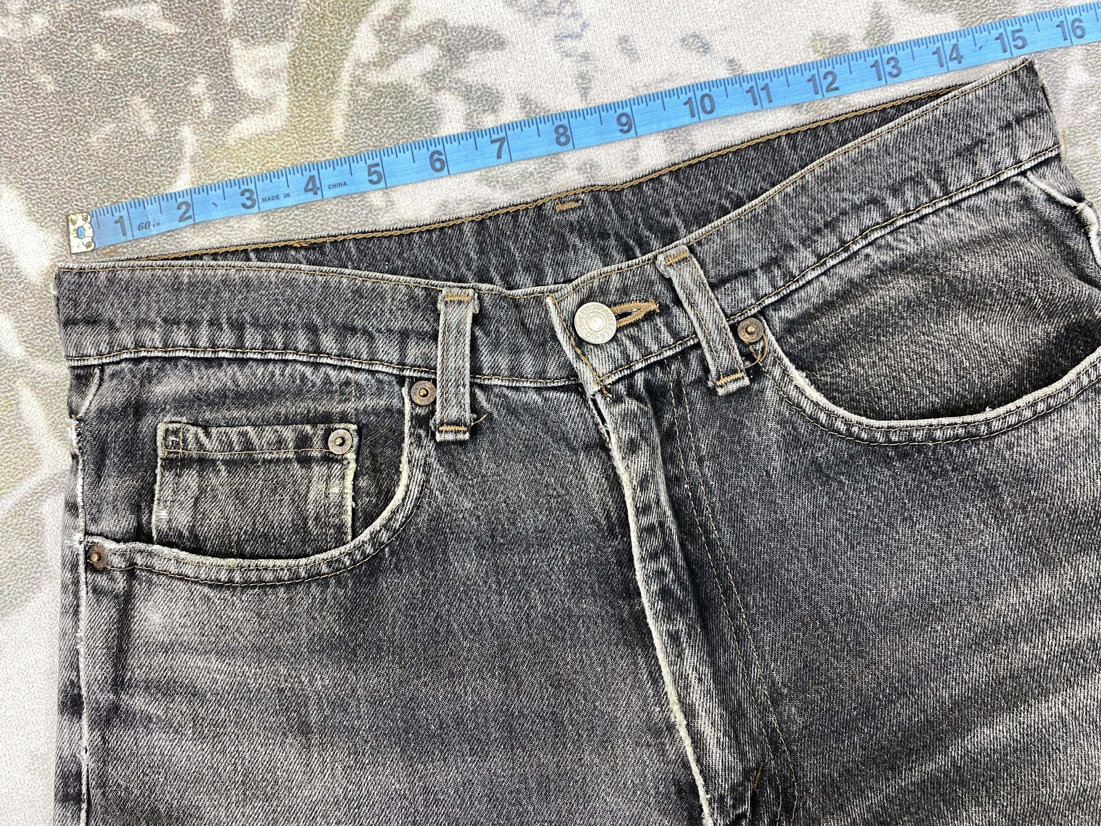 Japanese Brand Black Distressed Vintage Levi's 626 30x29.5 Denim -JN1052 Size US 30 / EU 46 - 5 Thumbnail