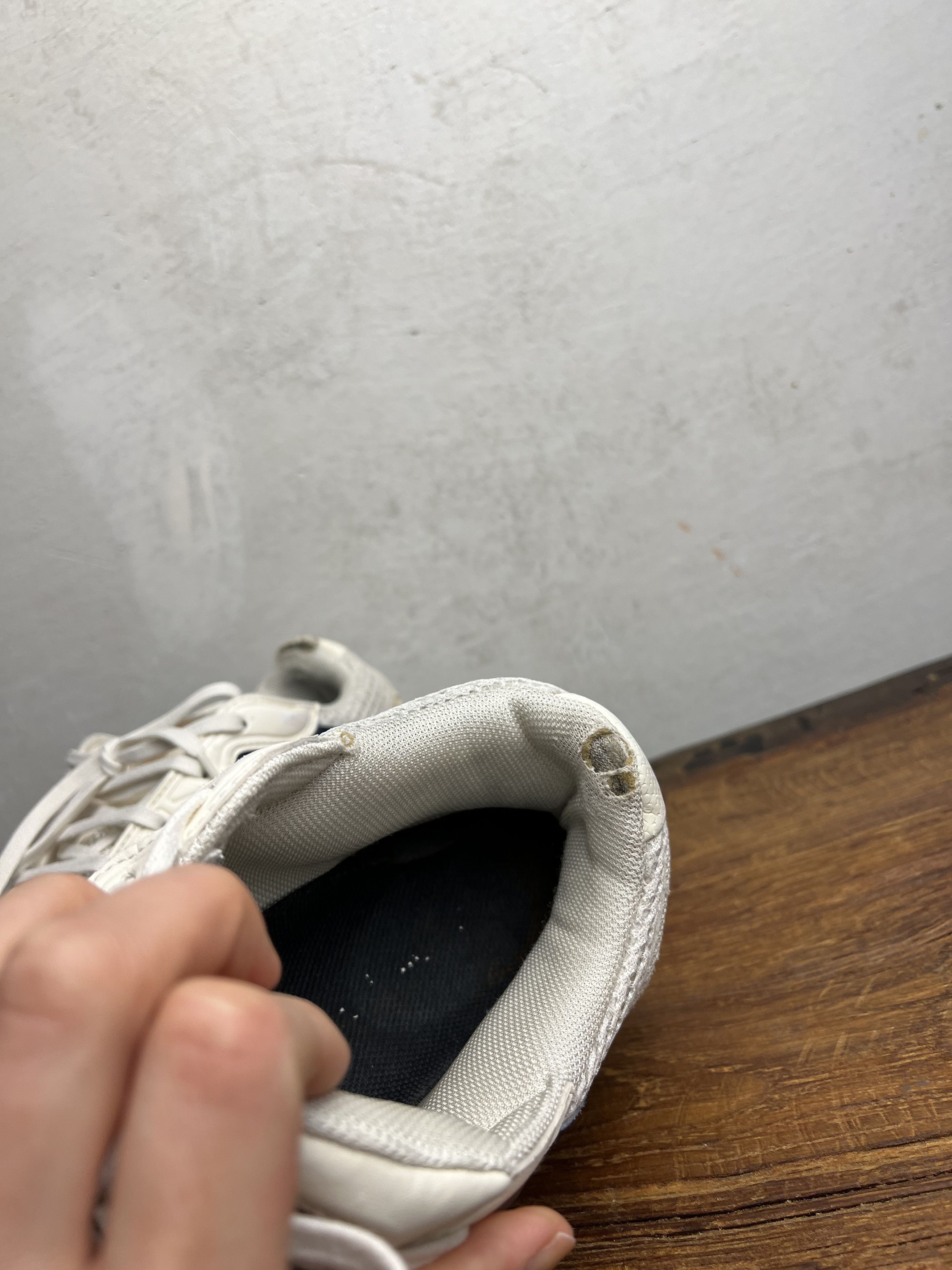 Adidas × Raf Simons Raf Simons x Adidas Ozweego 2 Chalk white Sneakers Size US 11 / EU 44 - 19 Thumbnail