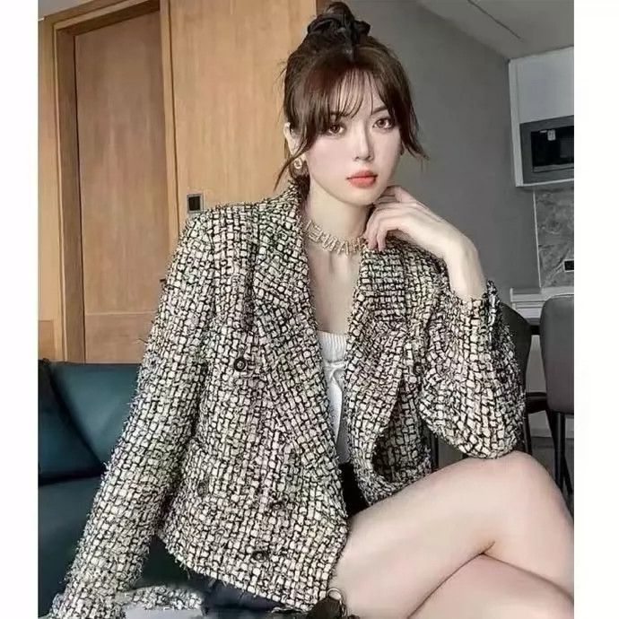 Chanel Chanel Tweed yellow plaid coat Size XS / US 0-2 / IT 36-38 - 2 Thumbnail