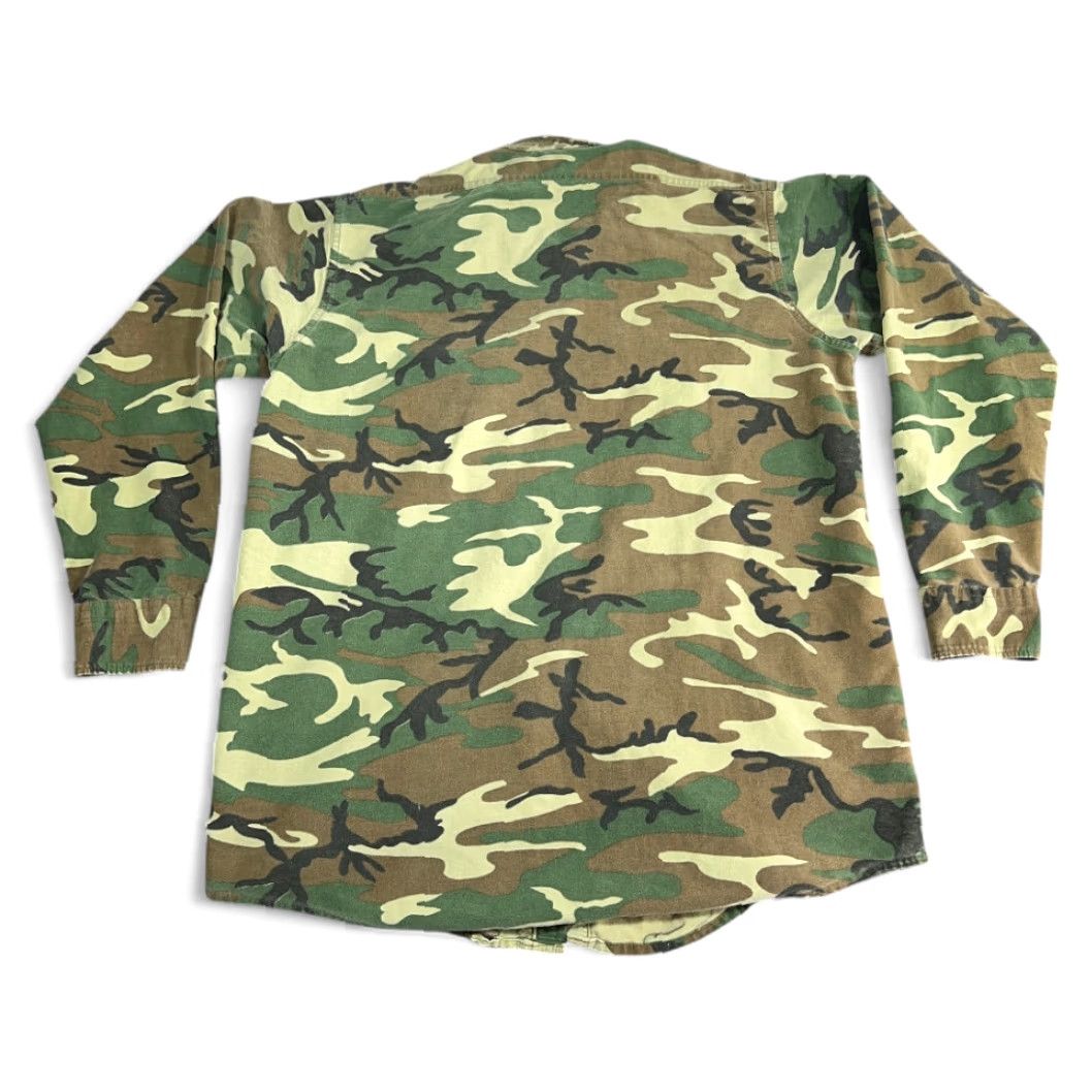 Vintage VINTAGE Arctic Camouflage Shirt Adult Large Green Brown Woodland Flannel 80s Button-Up with Pockets Mens Size US L / EU 52-54 / 3 - 3 Thumbnail