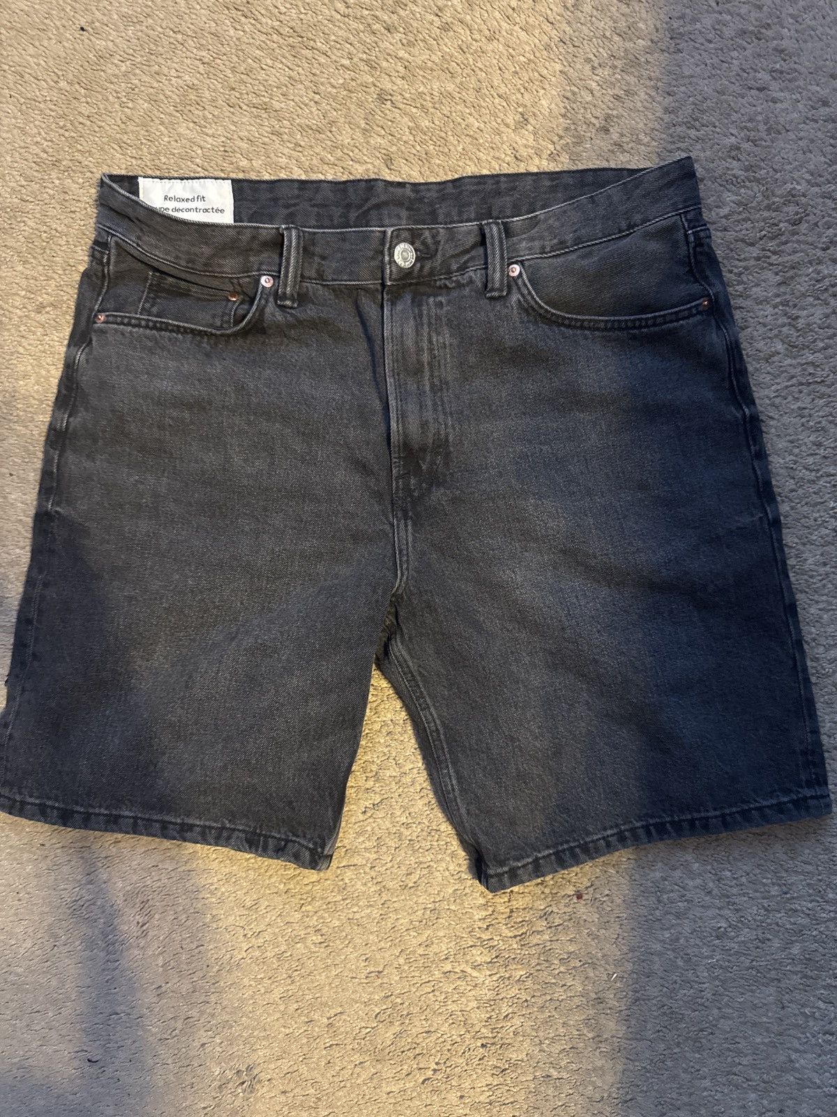 H&M Mesh Black Relaxed Fit Shorts Size US 38 / EU 54 - 1 Thumbnail