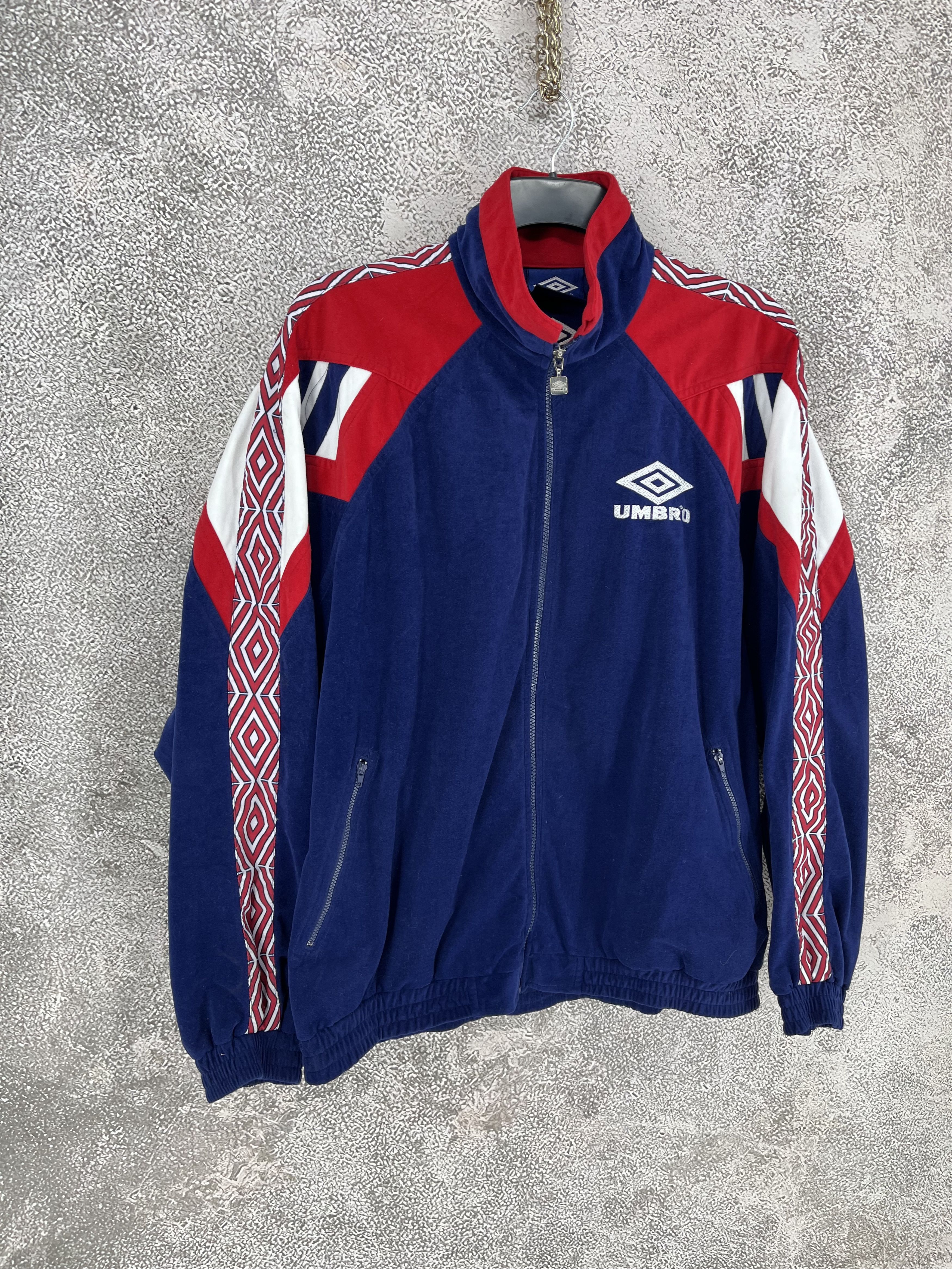 Umbro VERY RARE UMBRO VELOURS FC MANCHESTER UNITED Size US L / EU 52-54 / 3 - 3 Thumbnail