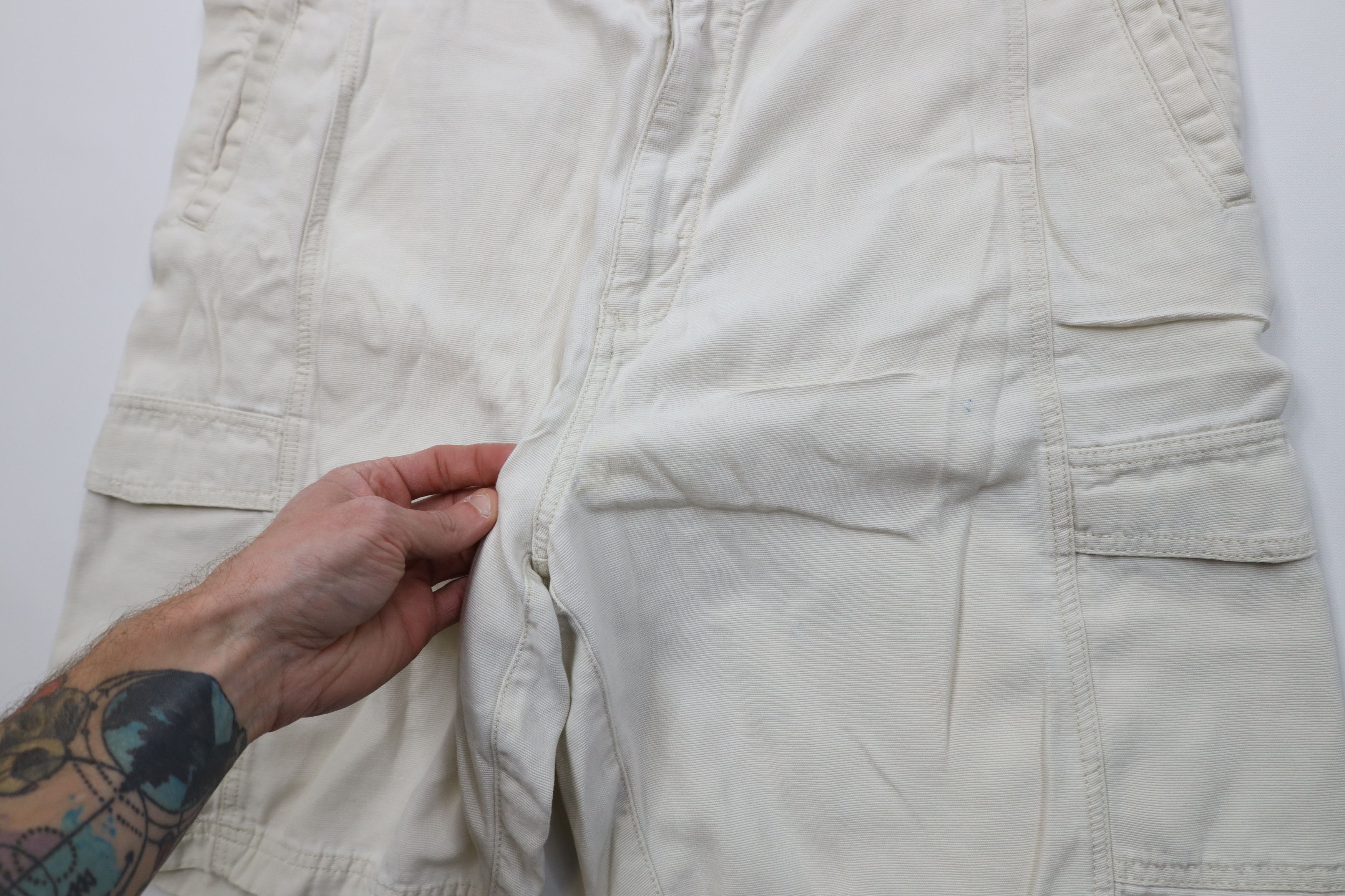 Tommy Bahama Vintage Tommy Bahama Relax Baggy Fit Cargo Shorts Beige Size US 38 / EU 54 - 6 Thumbnail