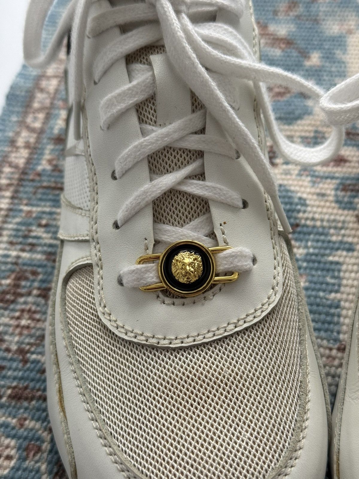 Versus Versace Versace Versus witch Gold Lion Buckle Leather Sneakers Sz 42 Size US 9 / EU 42 - 5 Thumbnail
