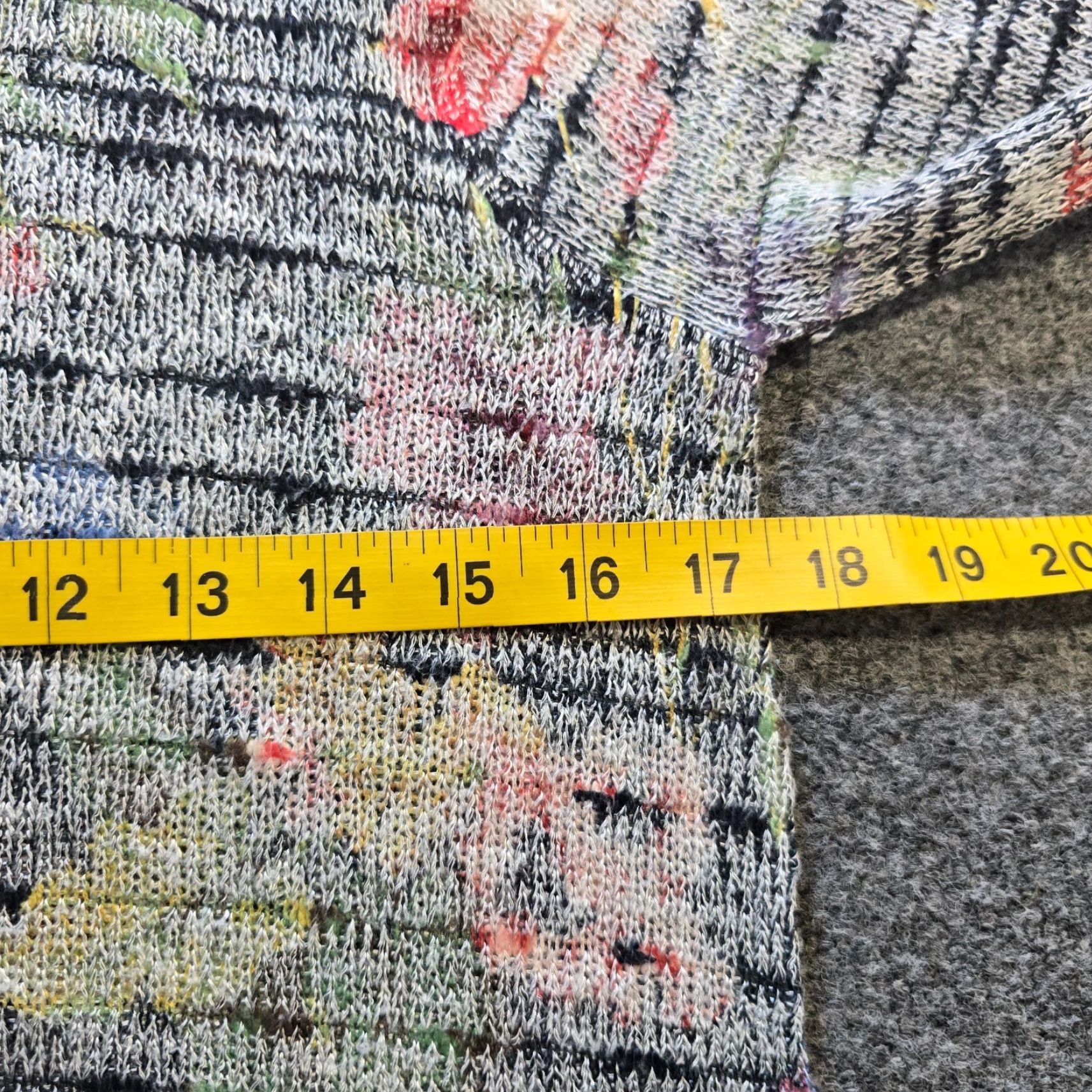 Soft Surroundings Soft Surroundings Sweater Womens Size Small Gray Floral Colorful Pullover Casual Size S / US 4 / IT 40 - 6 Thumbnail