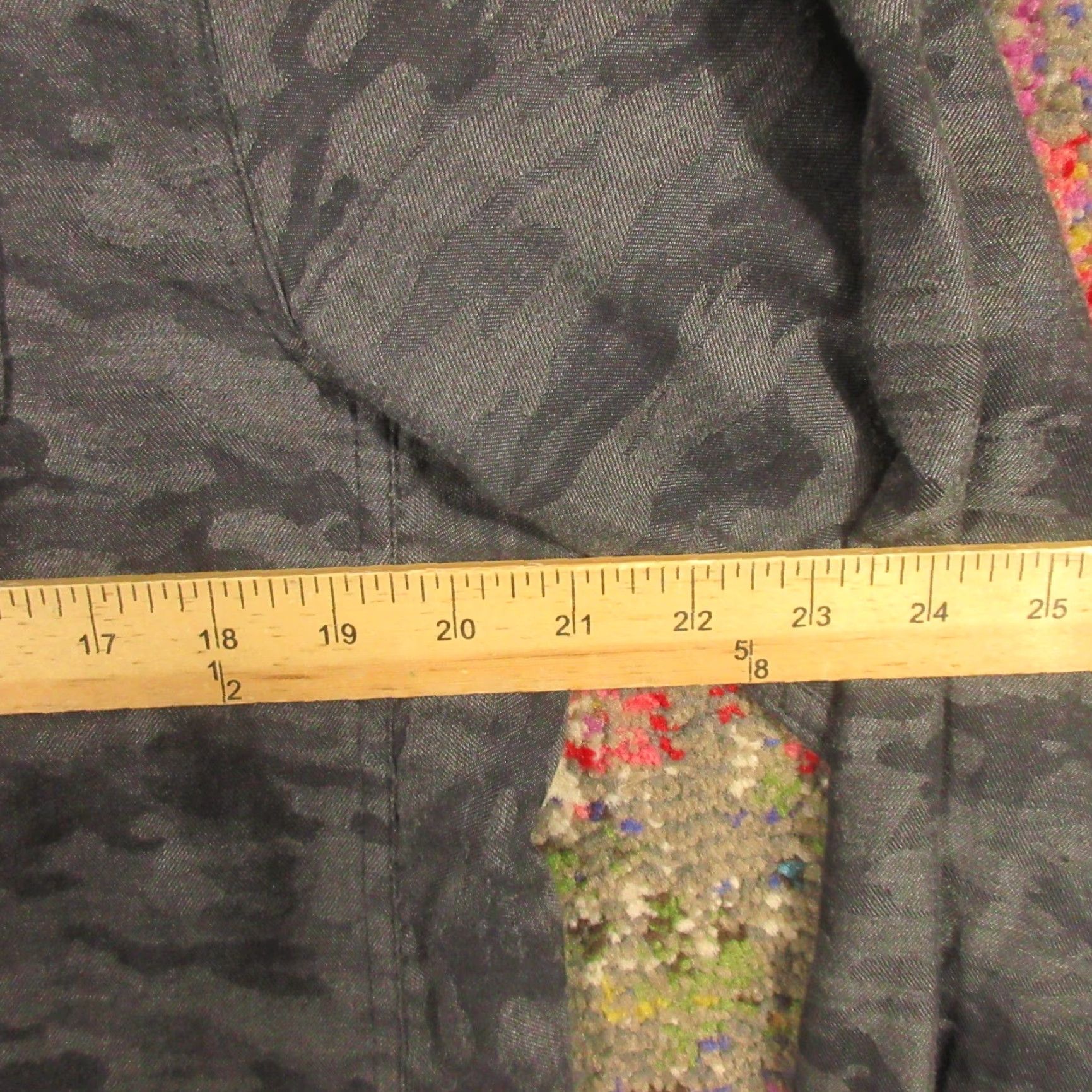 Vintage VINTAGE DESCENDANT OF THIEVES Button Shirt Mens L Camouflage Limited Edition Reversable Collar Size US L / EU 52-54 / 3 - 7 Thumbnail