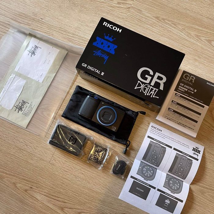 stussy-ricoh-gr-digital-iii-x-stussy-digital-camera-grailed