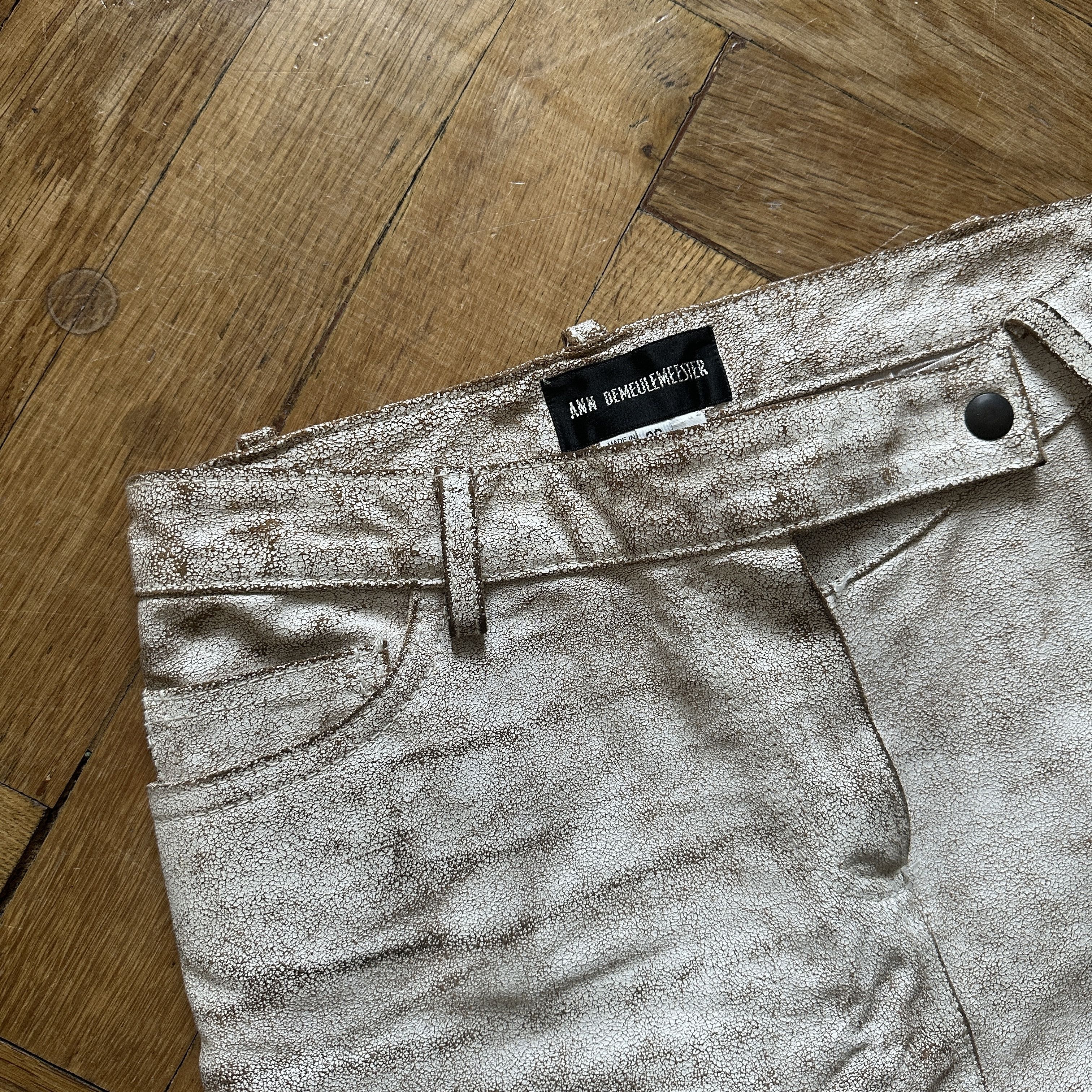 Ann Demeulemeester SS02 White Cracked Leather Skirt Size 26" / US 2 / IT 38 - 3 Thumbnail