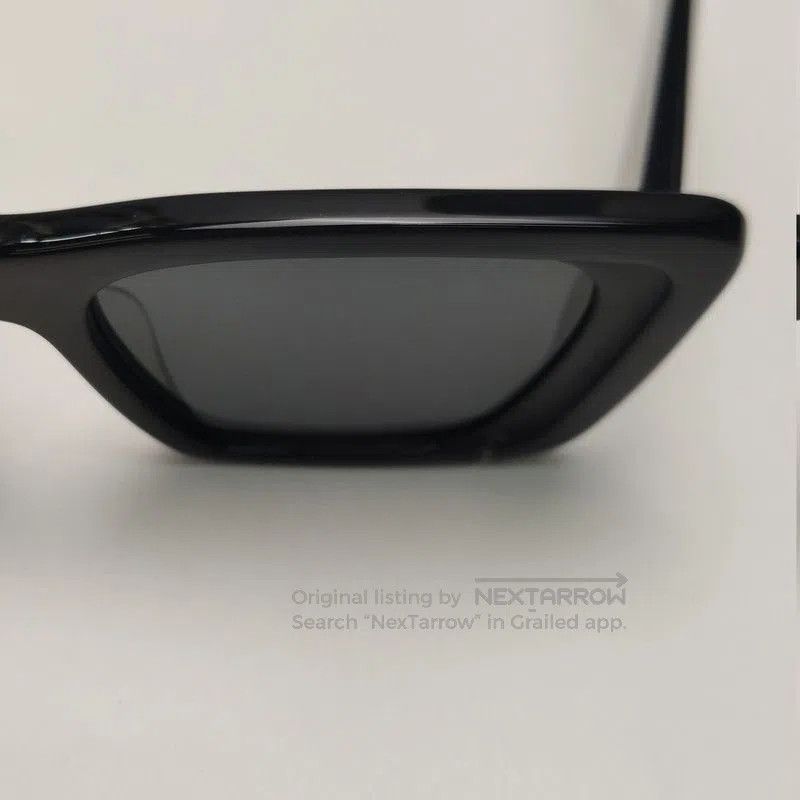 Prada Prada Logo Frame Sunglasses. Size ONE SIZE - 9 Thumbnail