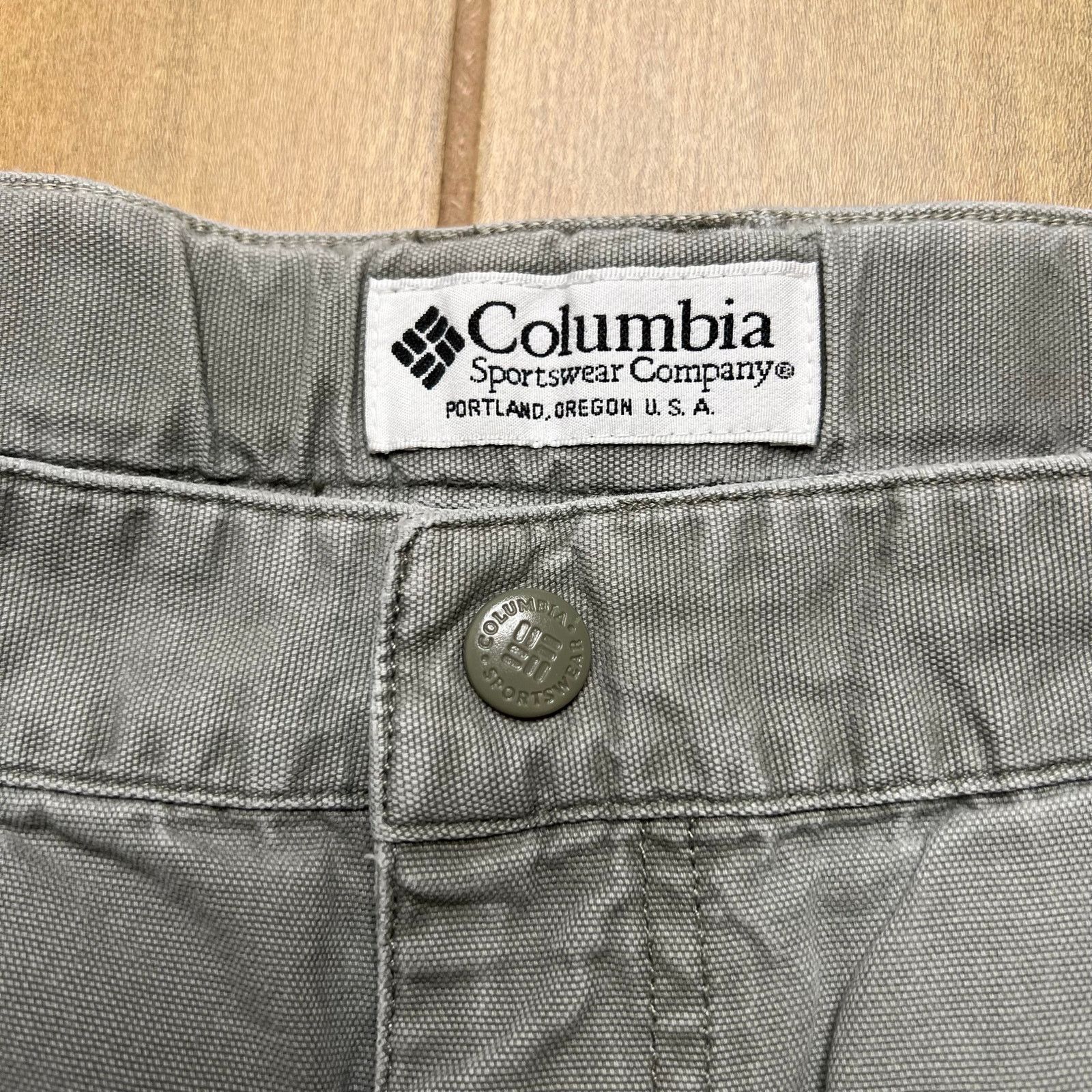 Columbia Columbia Sportswear Cargo Shorts Pockets Men's Sz 38 fits 36 Size US 38 / EU 54 - 4 Thumbnail