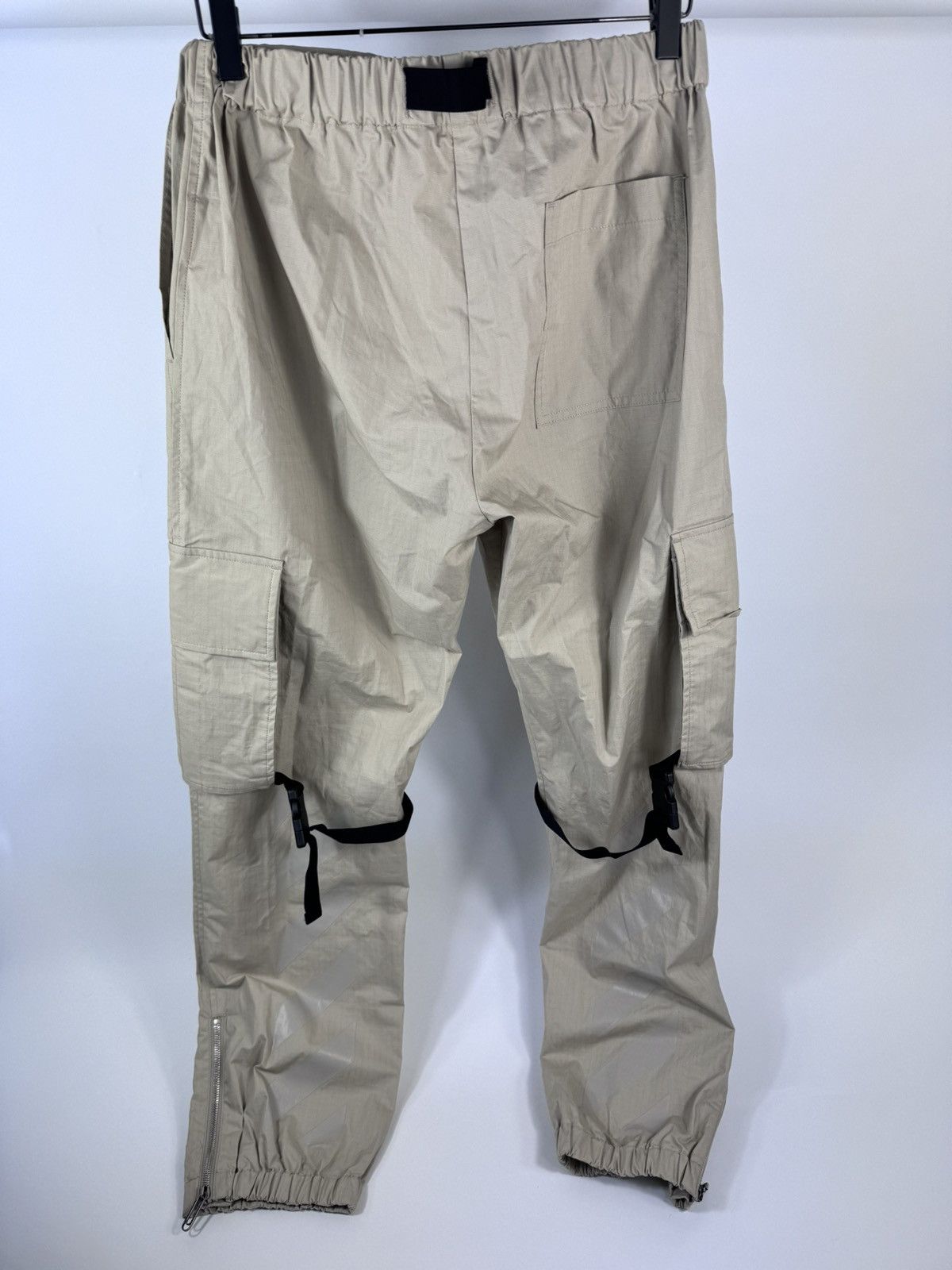 Off-White CARGO PANTS Size US 32 / EU 48 - 2 Thumbnail