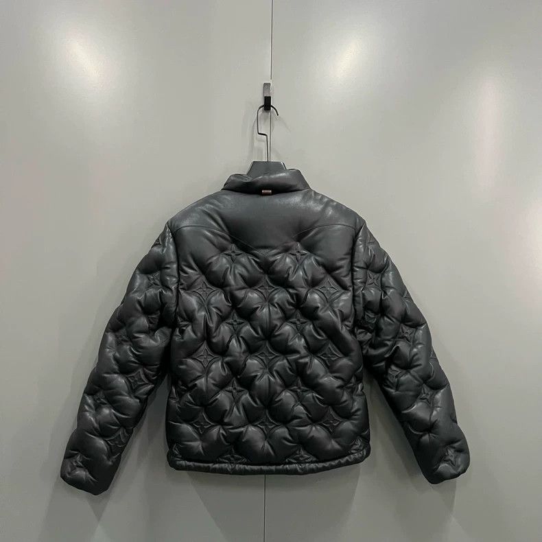 Louis Vuitton Louis Vuitton size 36 Embossed logo leather jacket 2501-Nex Size XS / US 0-2 / IT 36-38 - 2 Thumbnail