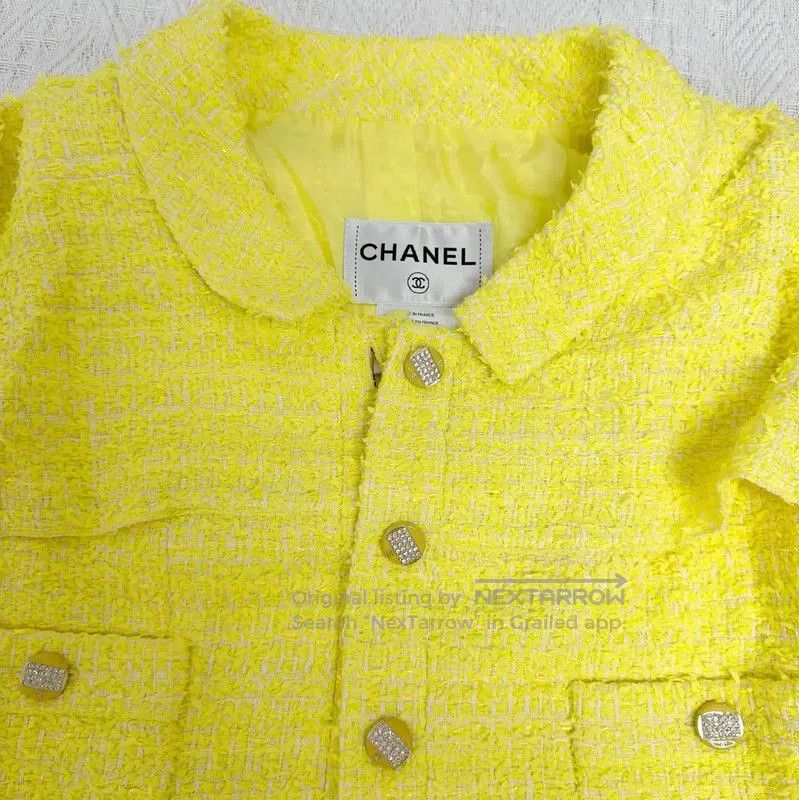 Chanel Chanel Yellow Tweed Short Sleeve Cardigan . Size S / US 4 / IT 40 - 4 Thumbnail