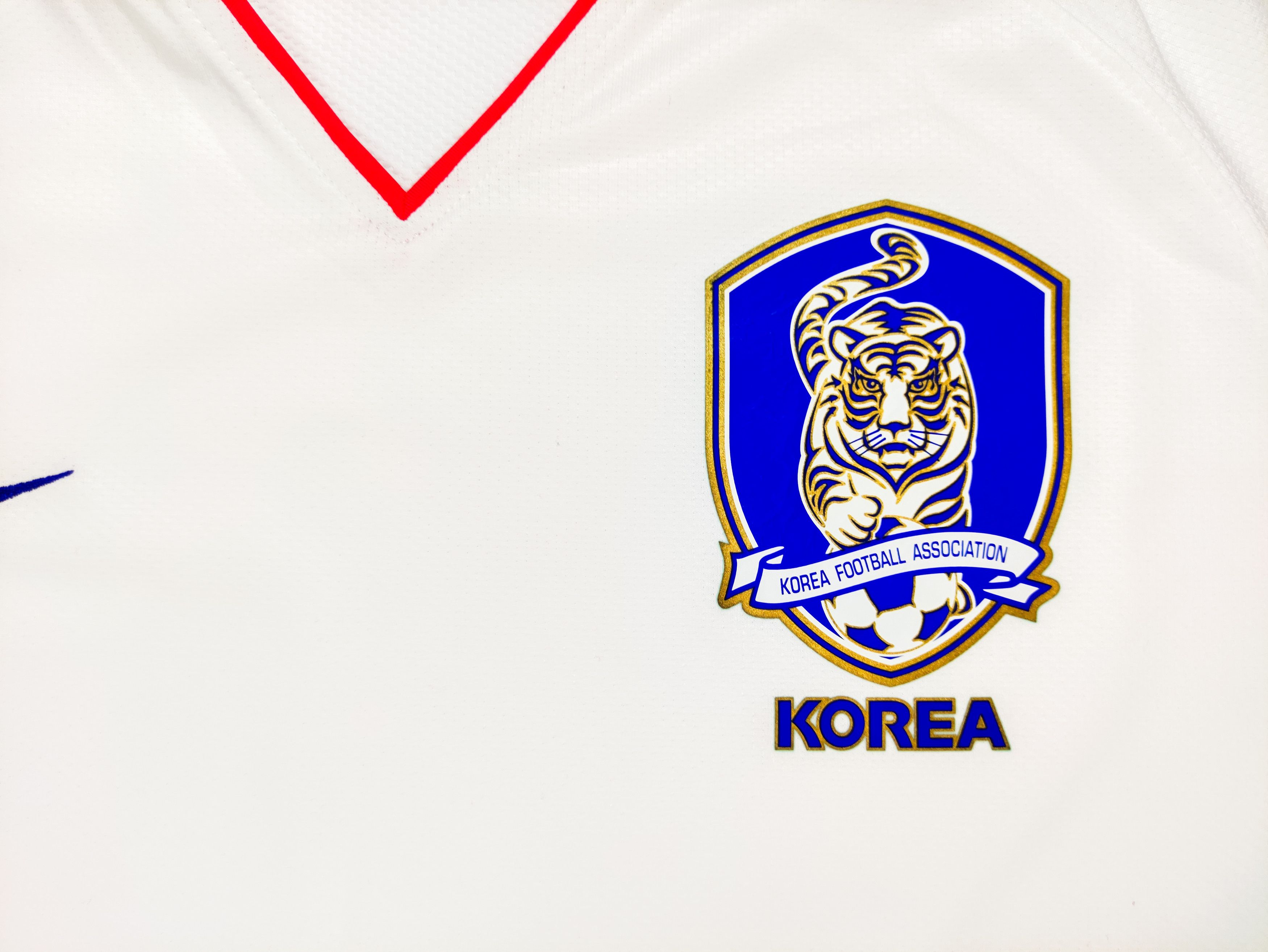 Nike South Korea 2006 2007 Nike Away Shirt Kit Jersey Seoul Jeju Size US S / EU 44-46 / 1 - 7 Thumbnail
