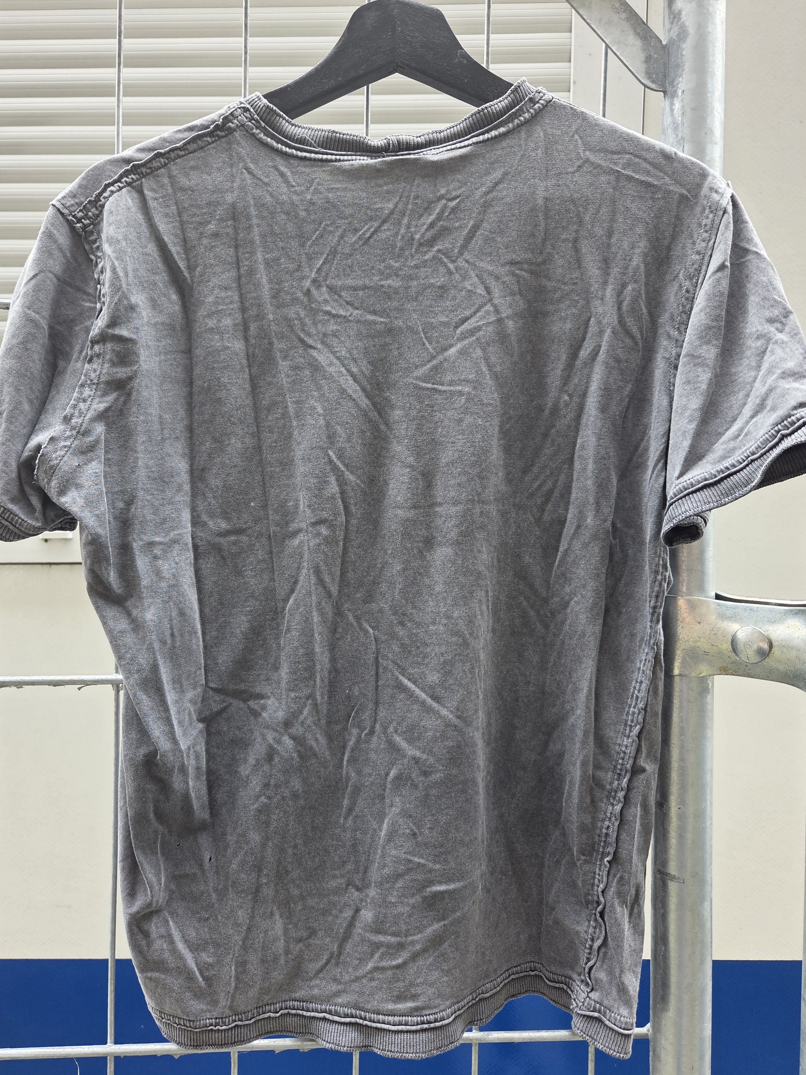 Dolce & Gabbana Dolce & Gabbana SS03 Distressed T-shirt Size US S / EU 44-46 / 1 - 3 Thumbnail