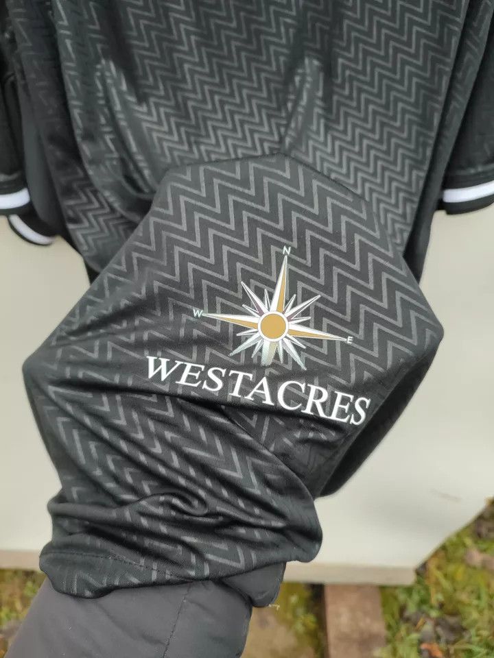 Vintage SWANSEA CITY 2021/22 AWAY FOOTBALL Kit SHIRT SOCCER Size US XXL / EU 58 / 5 - 7 Thumbnail