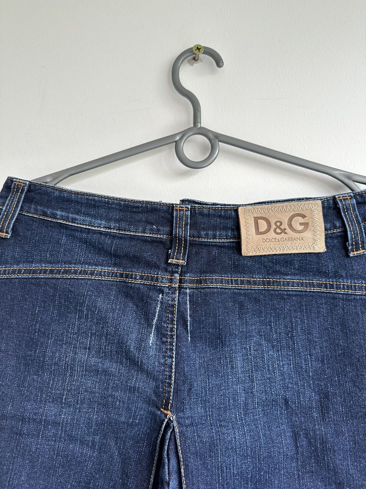 Dolce & Gabbana VTG Dolce & Gabbana Denim Pockets Mini Skirt Blue Size IT 44 Size 30" / US 8 / IT 44 - 9 Thumbnail