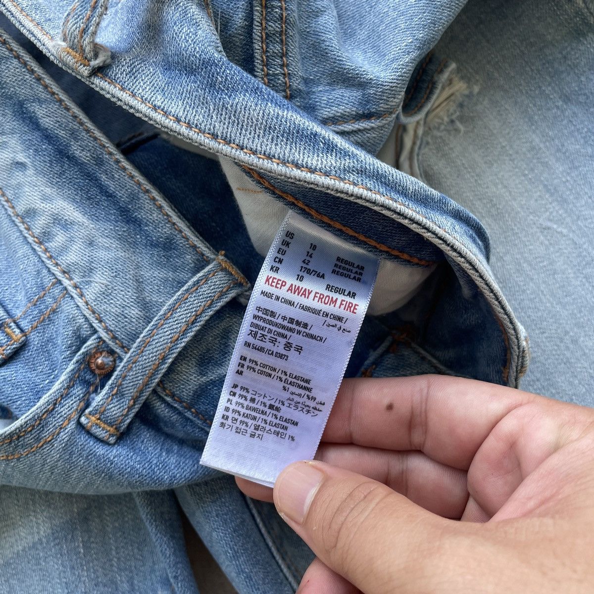 American Eagle Outfitters American Eagle Outfitters Ripped Stretch Jeans Pants Faded Size US 33 - 8 Thumbnail