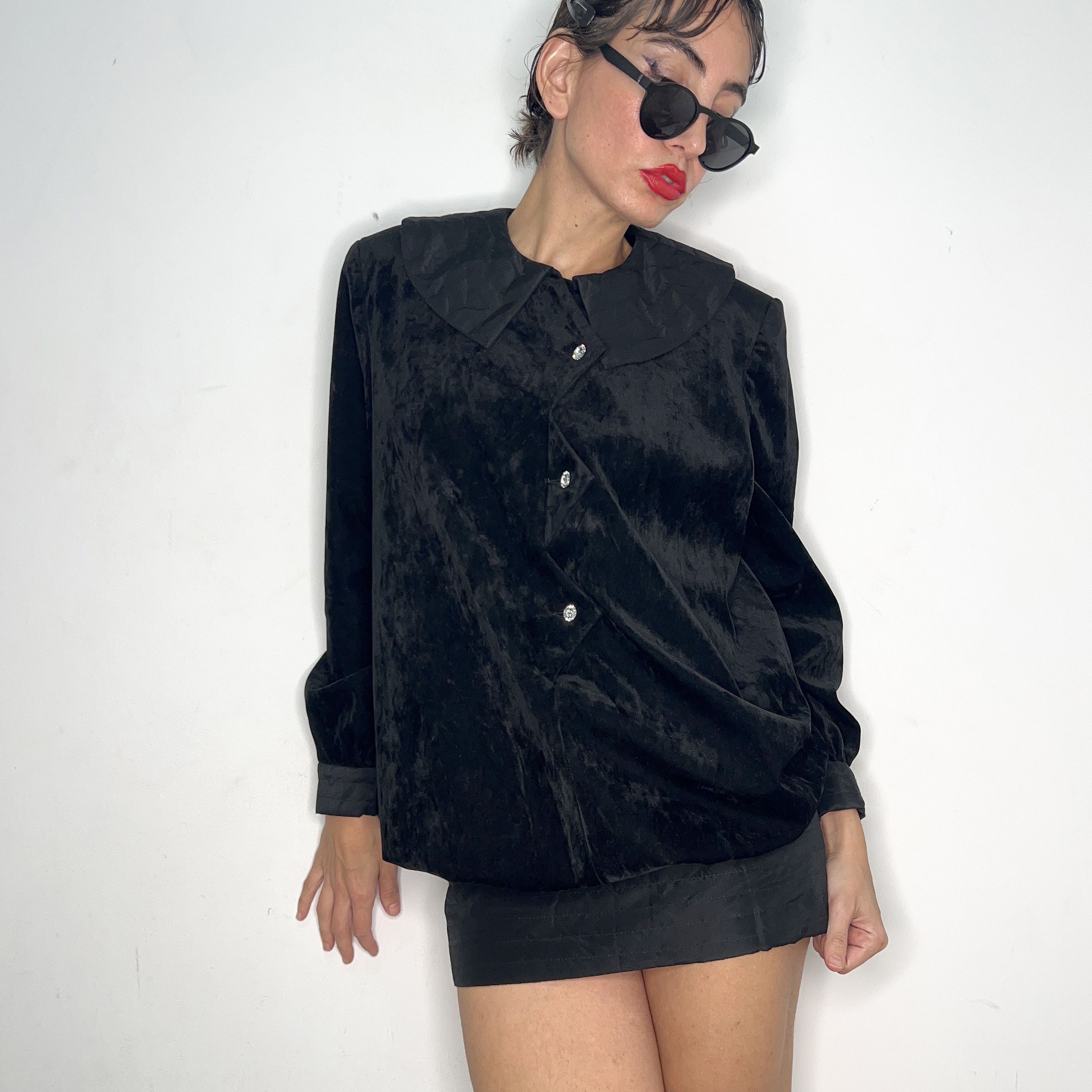 Vintage Vintage black velvet quilted clowncore mini dress Size M / US 6-8 / IT 42-44 - 3 Thumbnail
