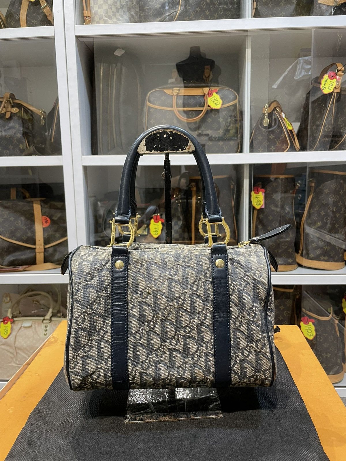 Dior AUTHENTIC CRISTIAN DIOR CANVAS BOSTON 25 HANDBAG VINTAGE Size ONE SIZE - 1 Thumbnail