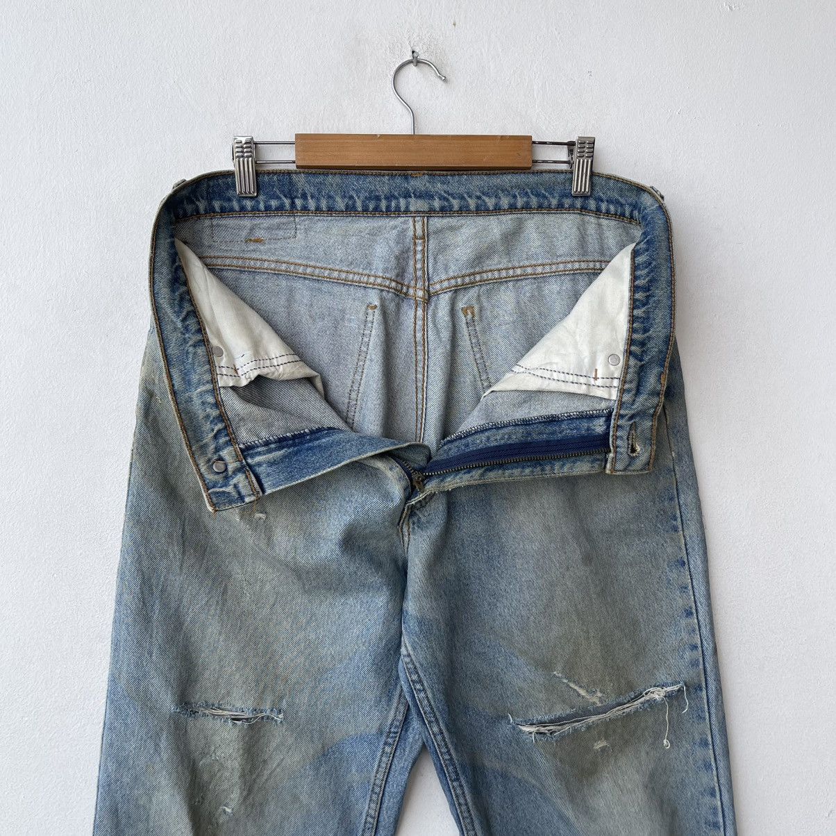 Levi's Vintage 90s Levi's 210 Orange Tab Denim Jeans Thrashed Size US 34 / EU 50 - 19 Thumbnail