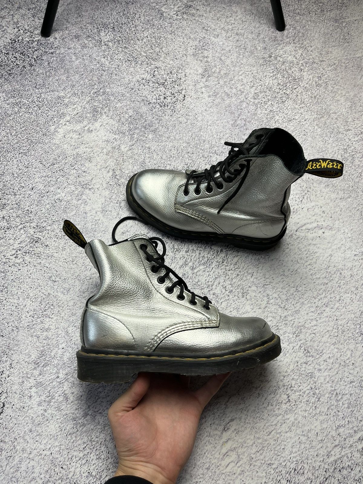 Dr.Martens 10ホール　Made in England UK6? il_1080xN.2969332119_kjvu.jpg