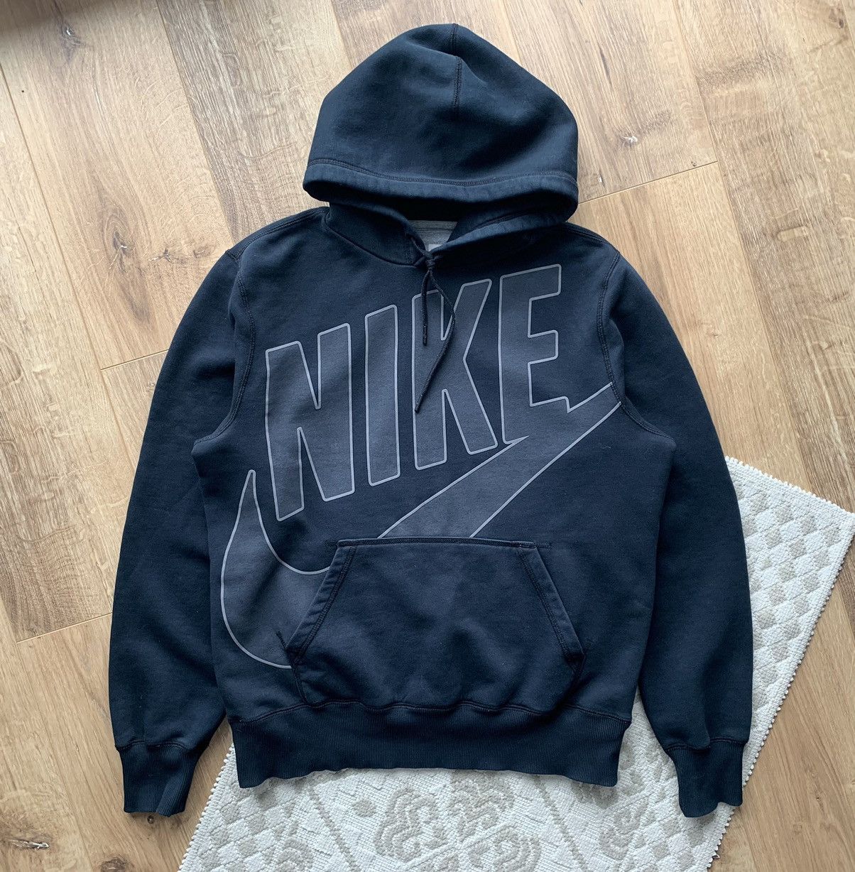 Nike Vintage Nike center logo big swoosh hoodie pullover Size US M / EU 48-50 / 2 - 1 Thumbnail